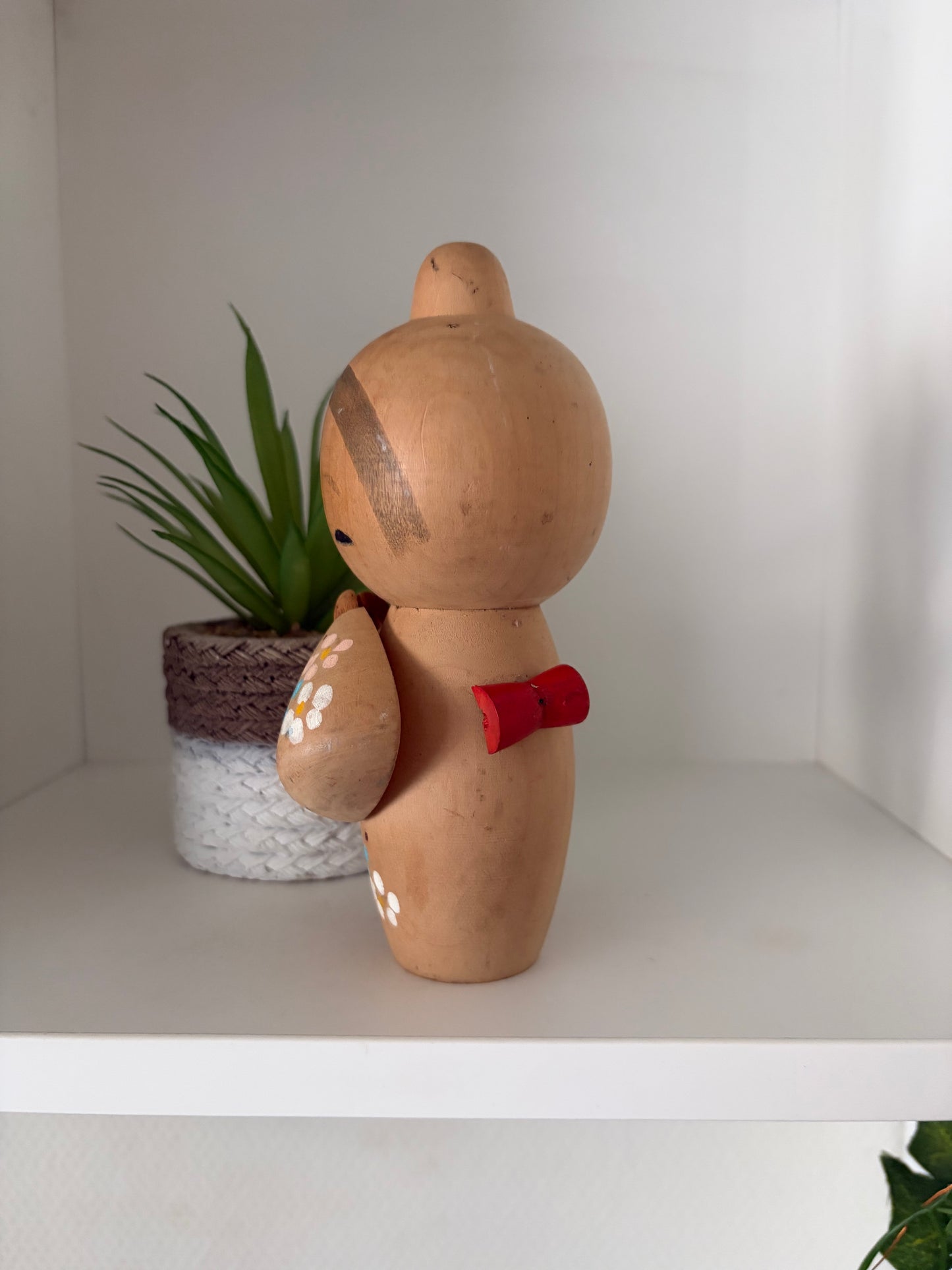 Lovely rare vintage Sosaku kokeshi by Aoki Ryoka (1931-)