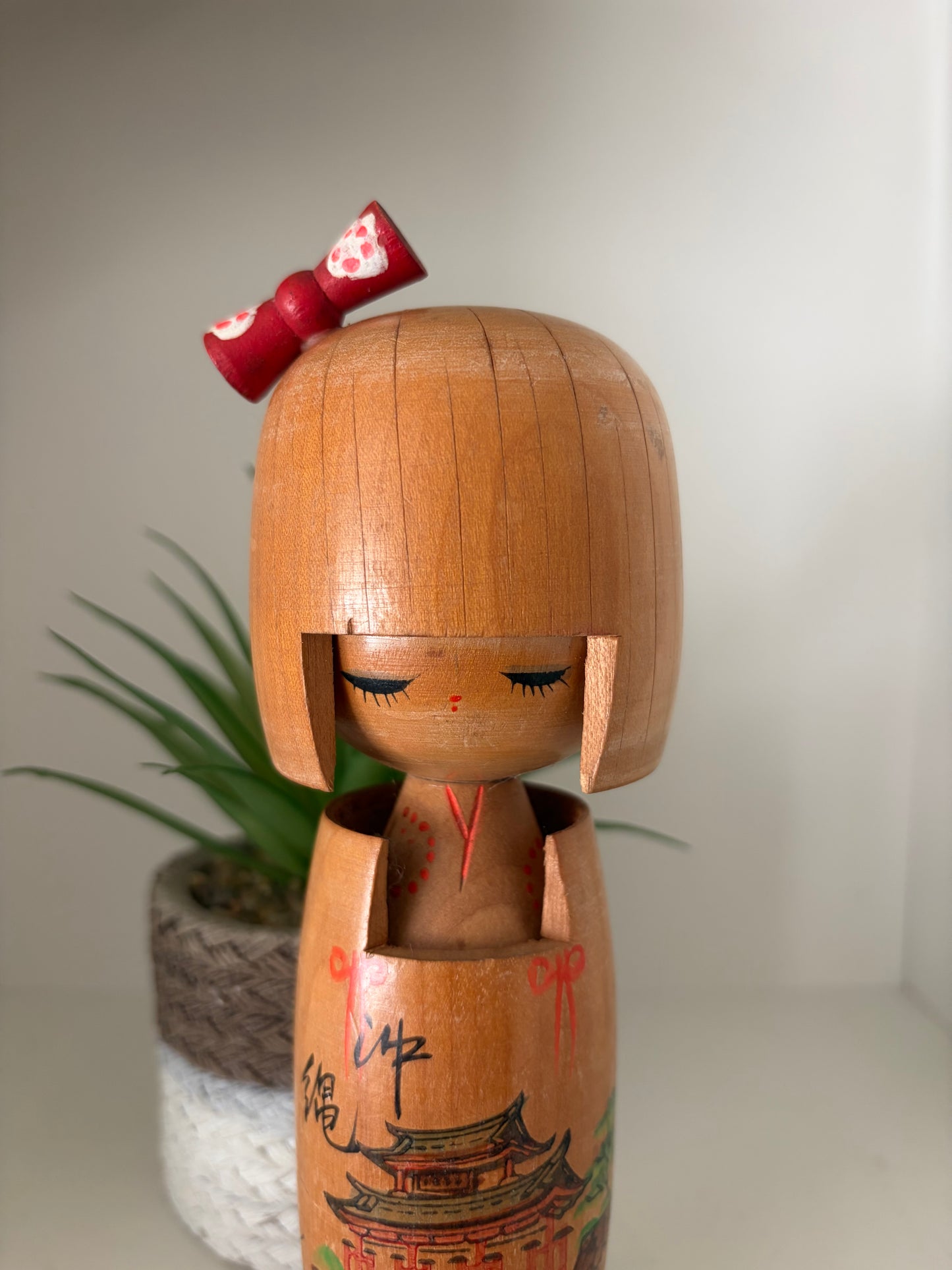 Vintage Gumma Kokeshi by Miyagawa Kunio (1933-)