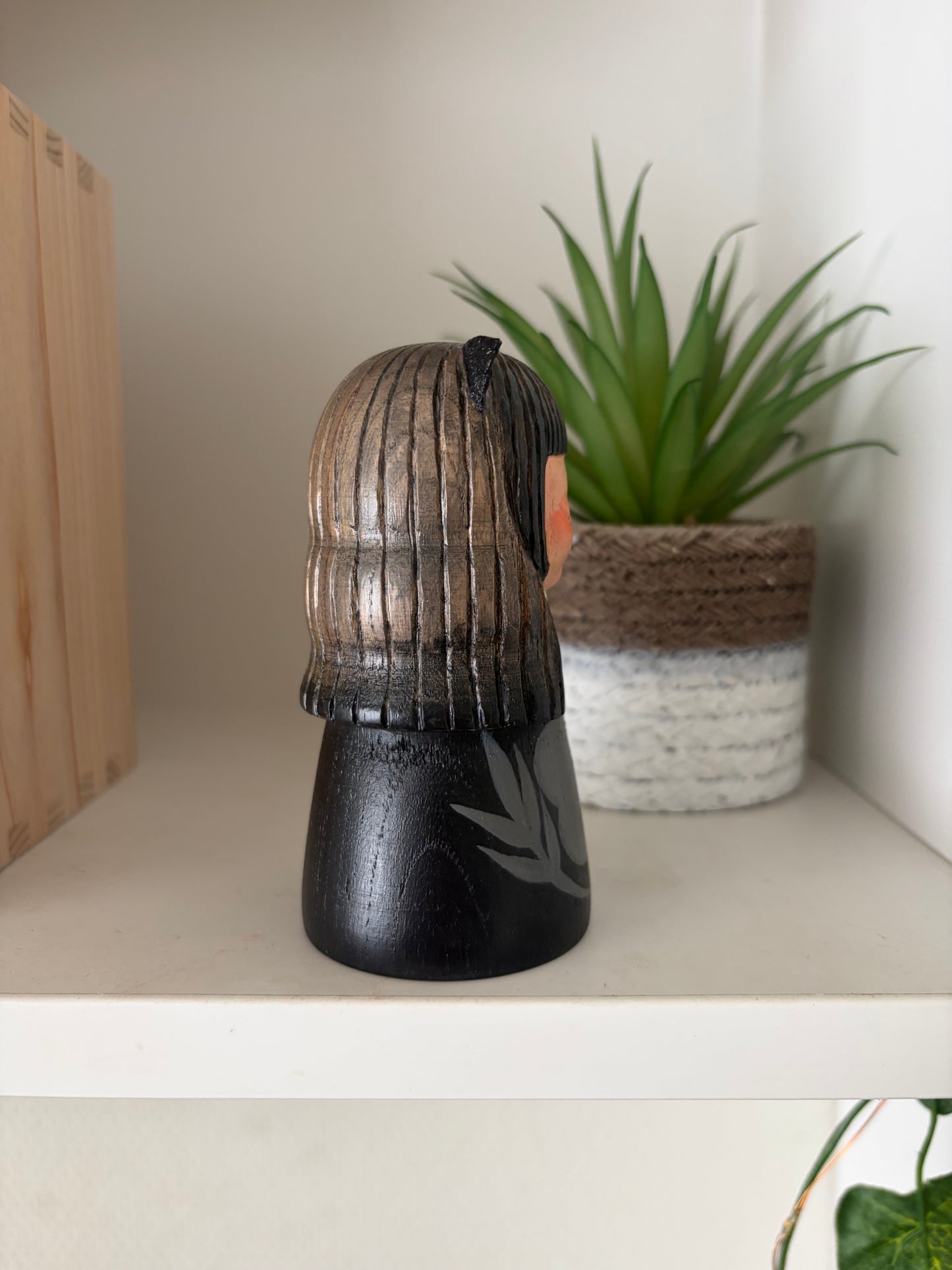 Exclusive one off a kind kokeshi by Nagisa Hirano!