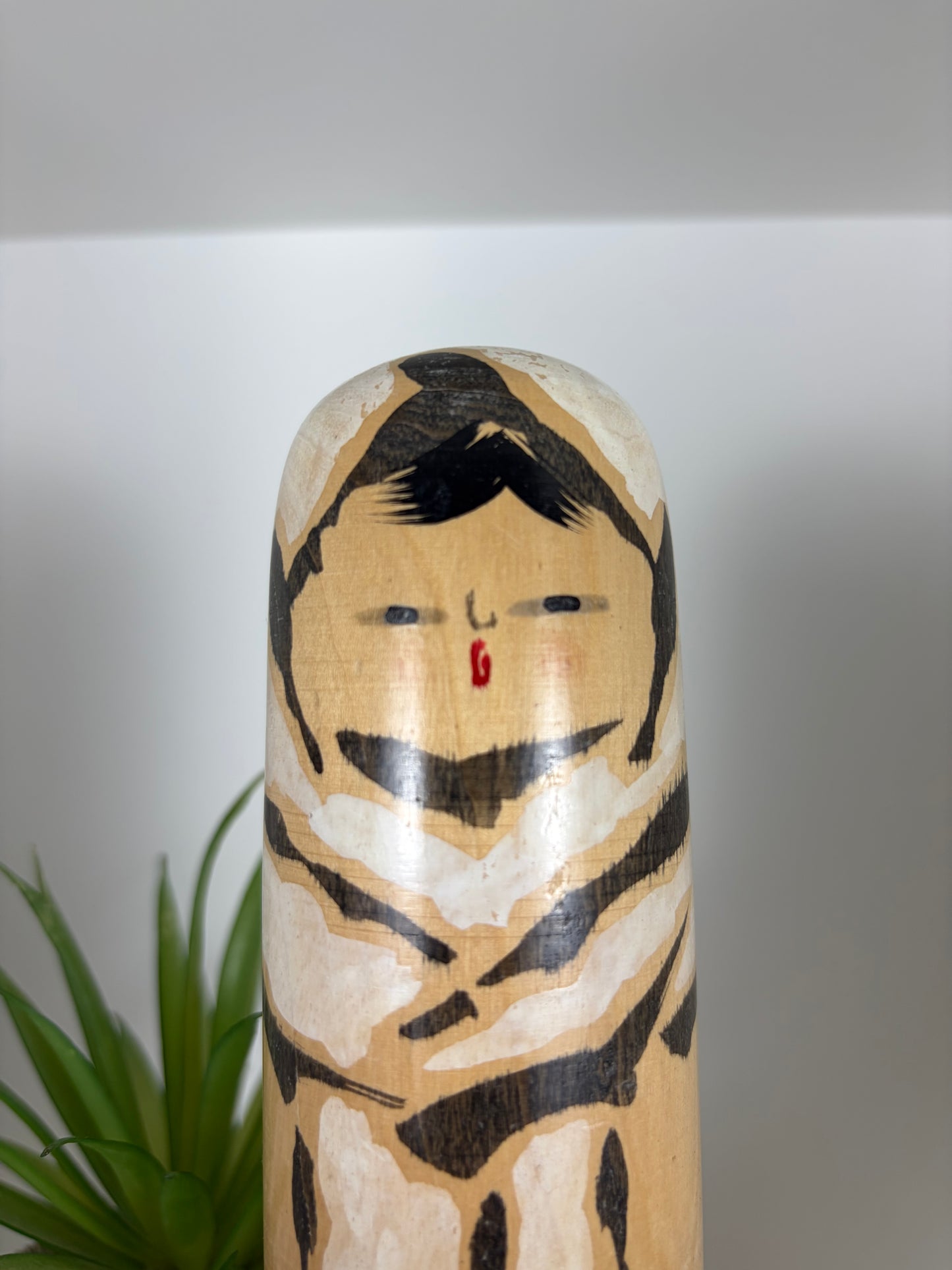 Vintage Sosaku kokeshi by Kiyohara Takao (1916-)
