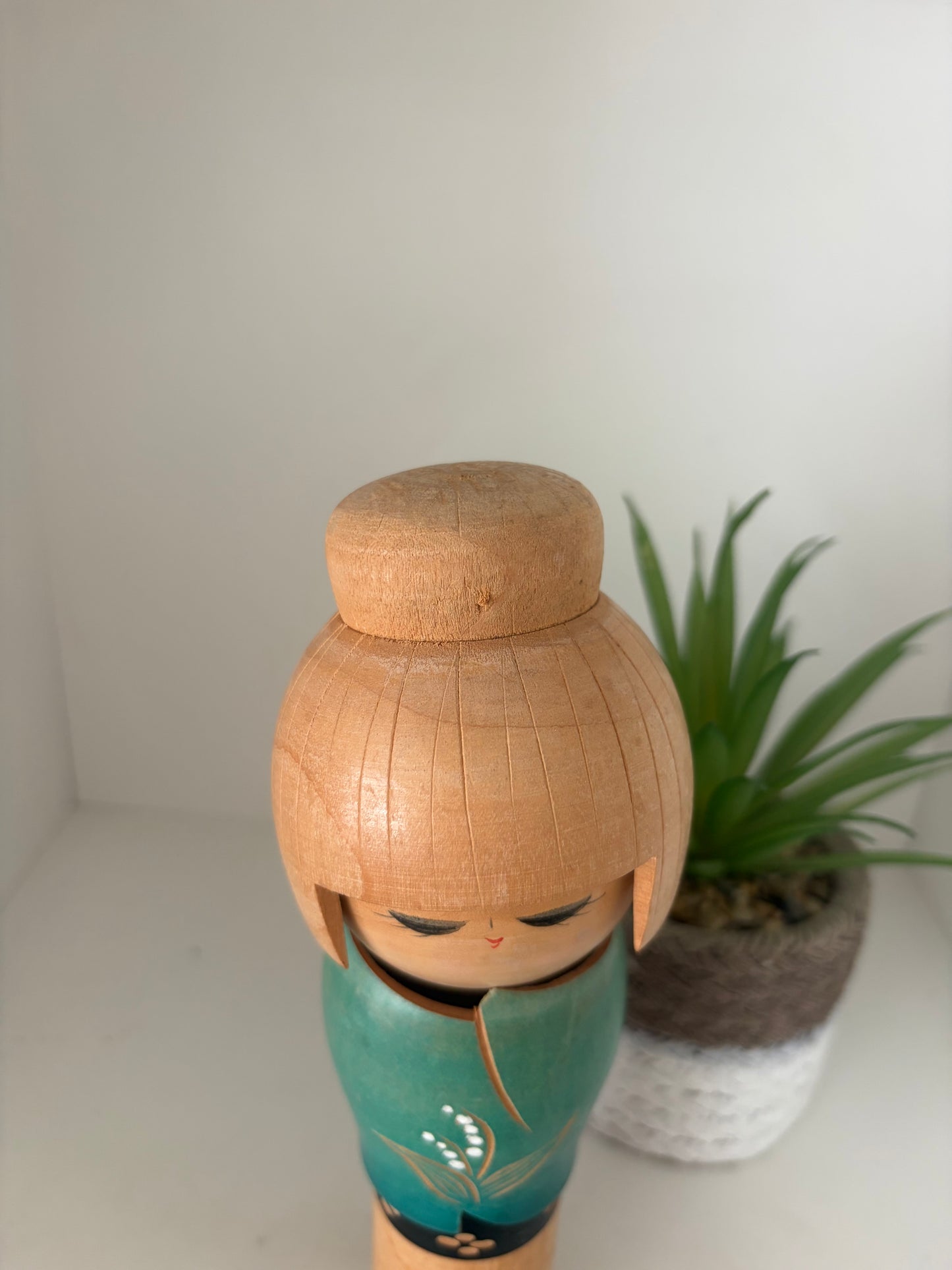 Vintage Sosaku kokeshi by Miyagawa Kunio (1933-)