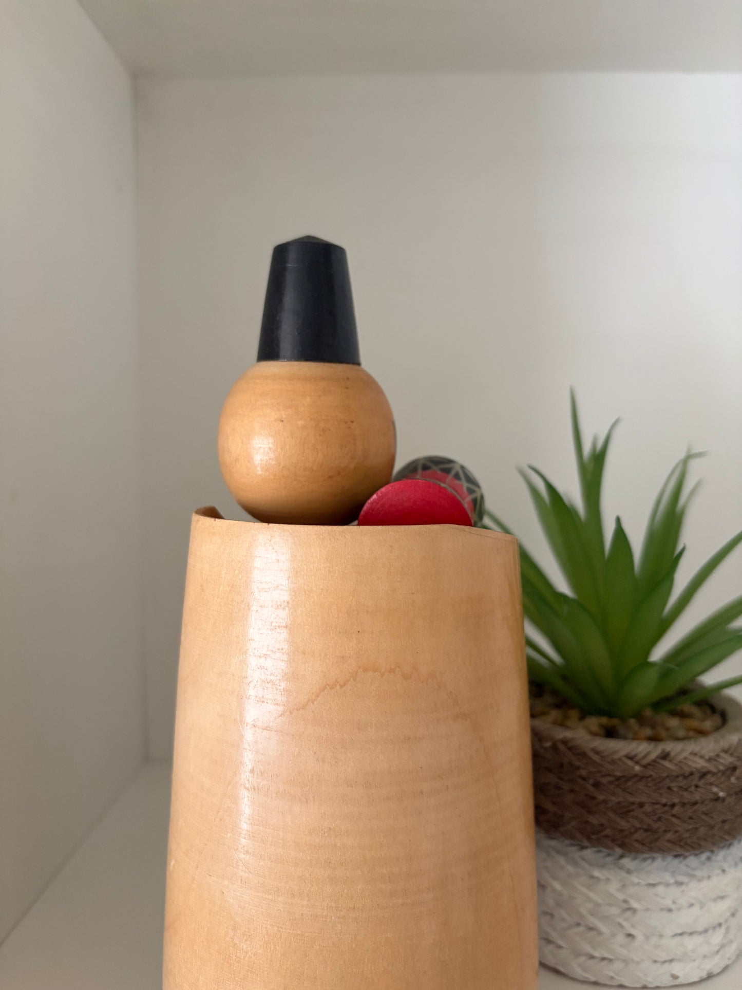 Vintage Sosaku kokeshi by Hajime with drum