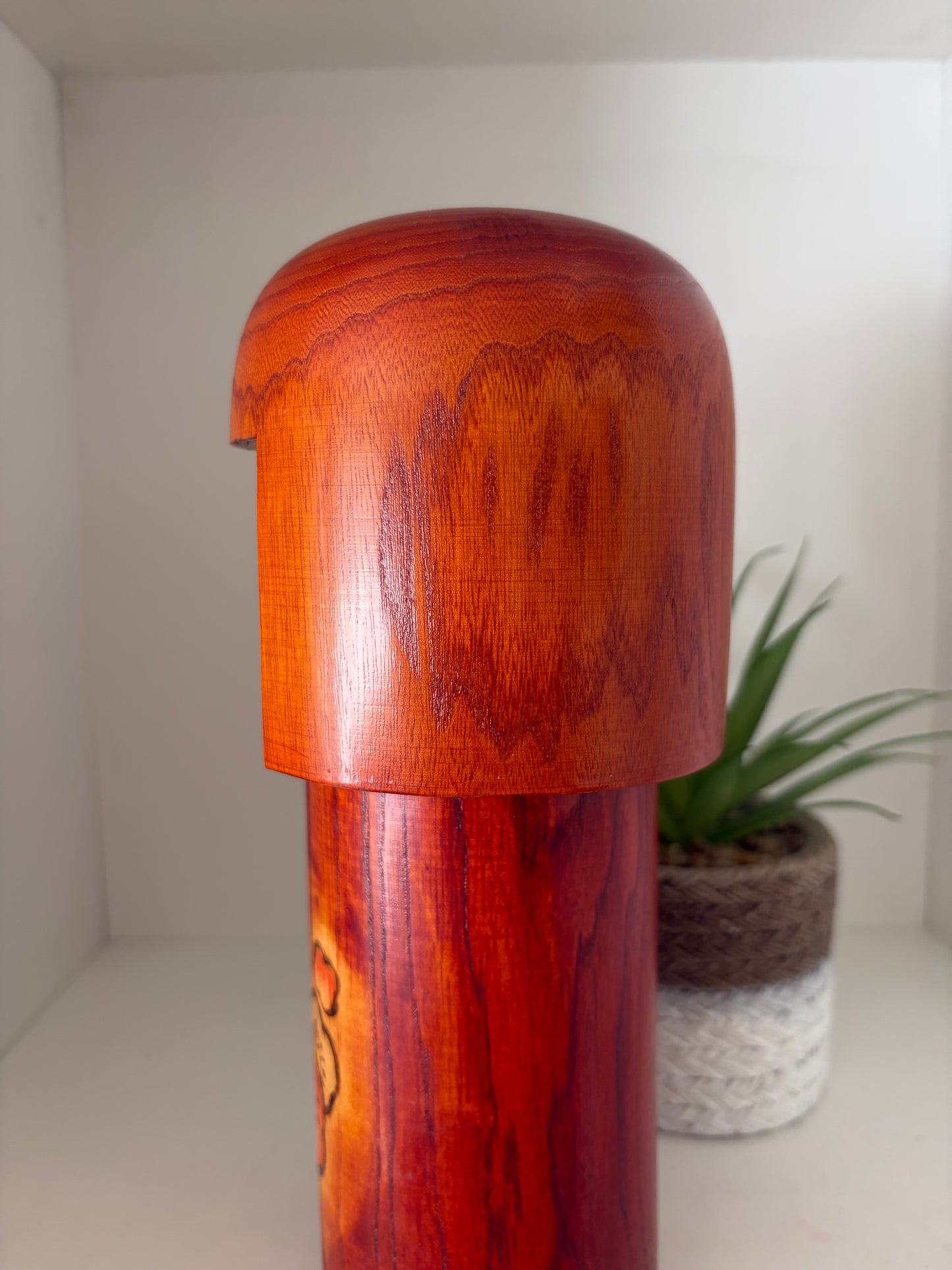 Realy beautiful vintage Sosaku kokeshi by Katsuyuki