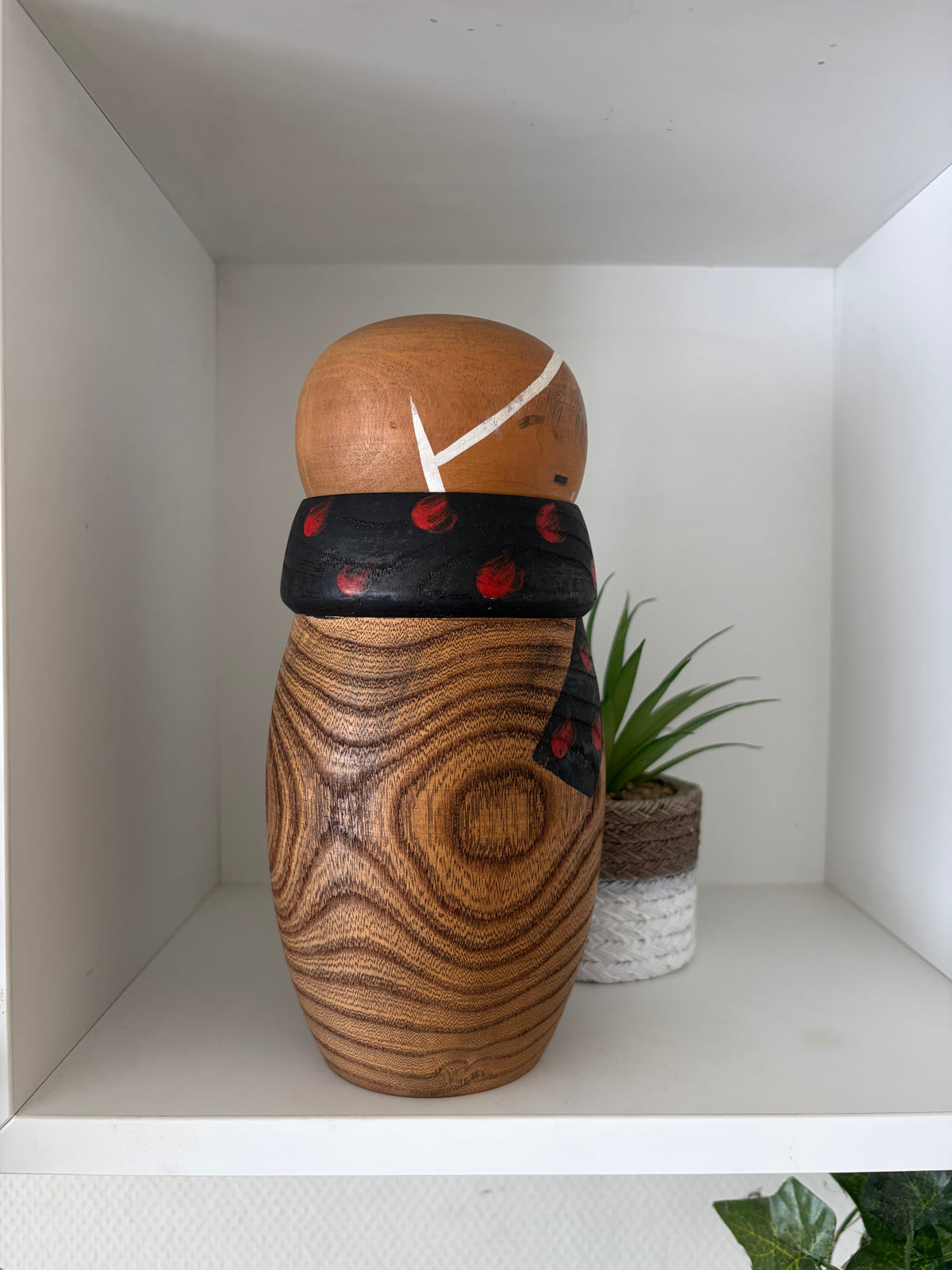 Vintage Sosaku kokeshi by Masao Watanabe (1917-2007)