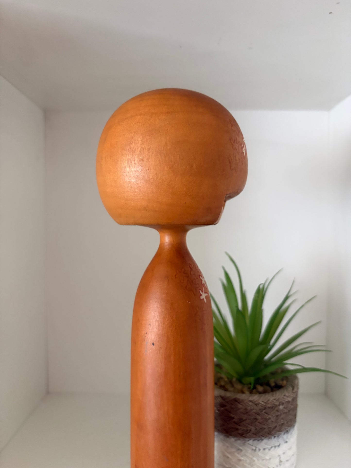 Exclusive Vintage kokeshi made by Sansaku Sekiguchi (1925-2018)