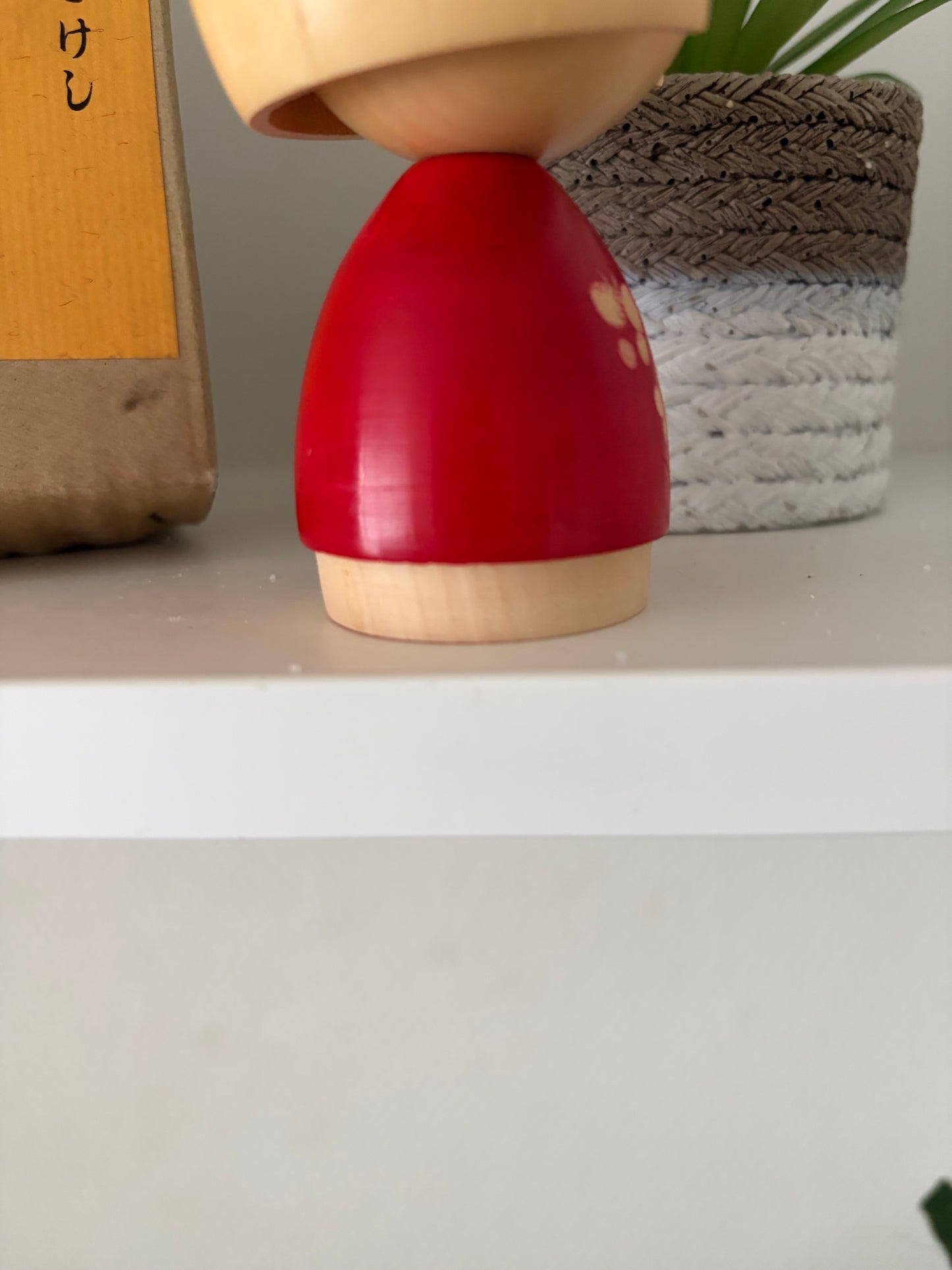 Vintage sosaku kokeshi by Fujikawa Shoei