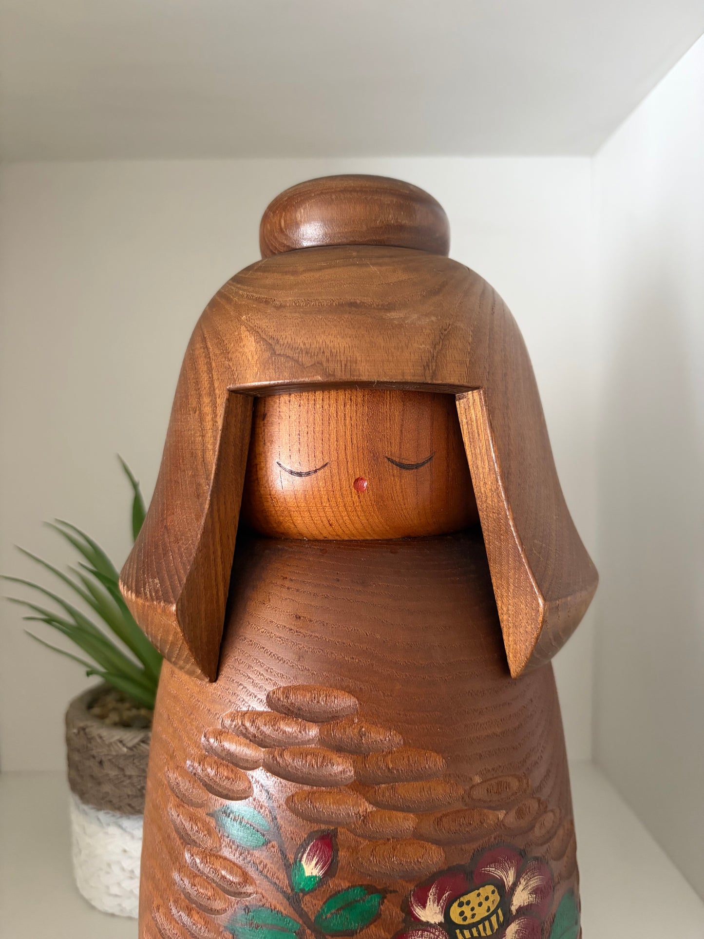 Rare vintage Sosaku kokeshi by Aida Seiho (Harumine) (1926-1998)