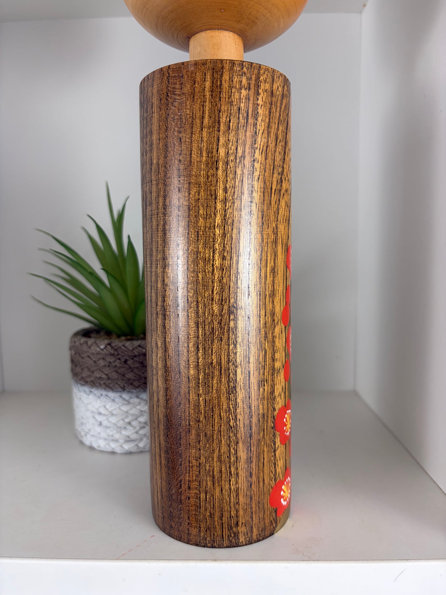 Rare vintage Sosaku kokeshi by Takahashi Hashime (1918-2002)