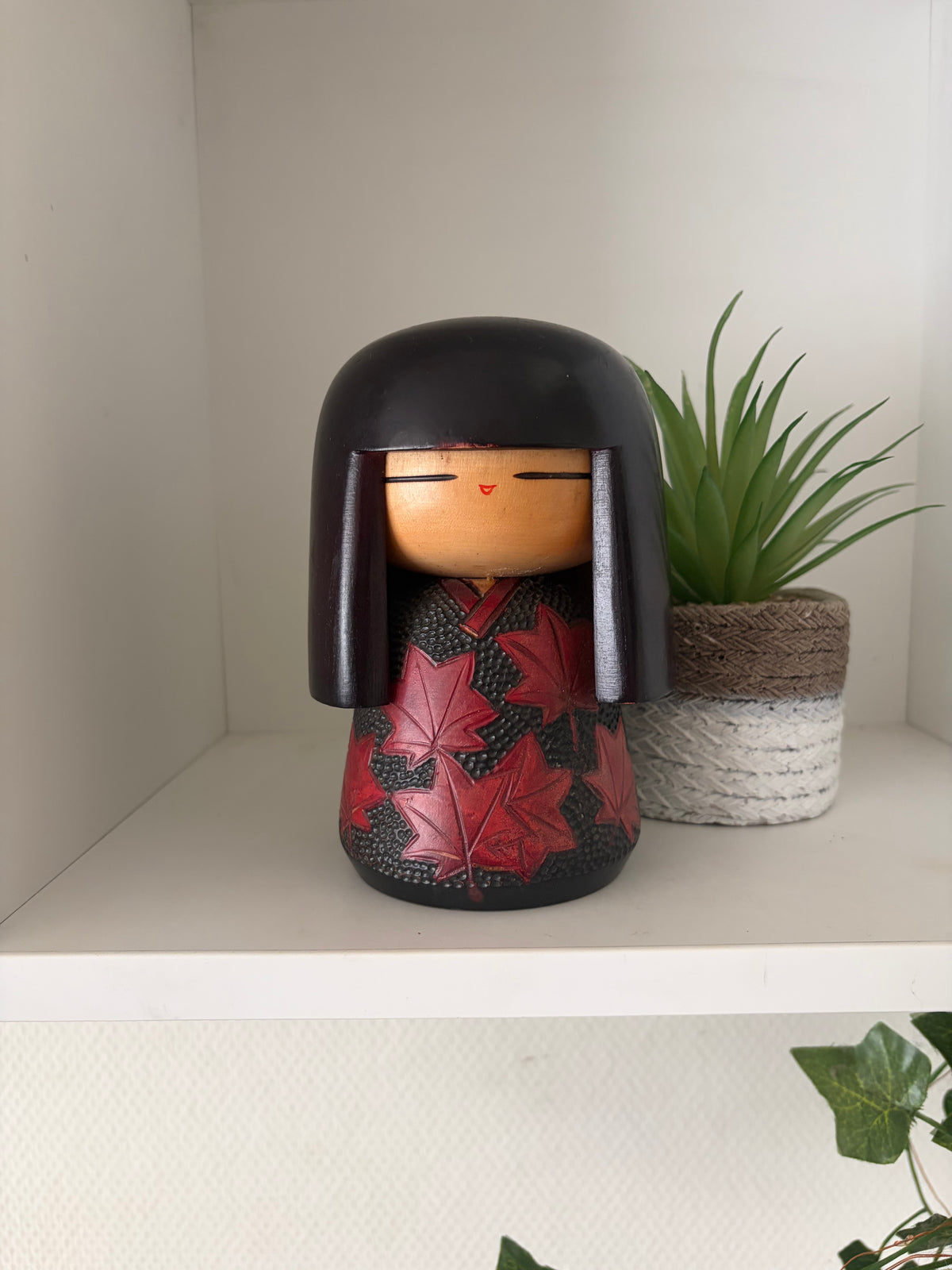 Vintage Gumma kokeshi by Sumitani Kohji