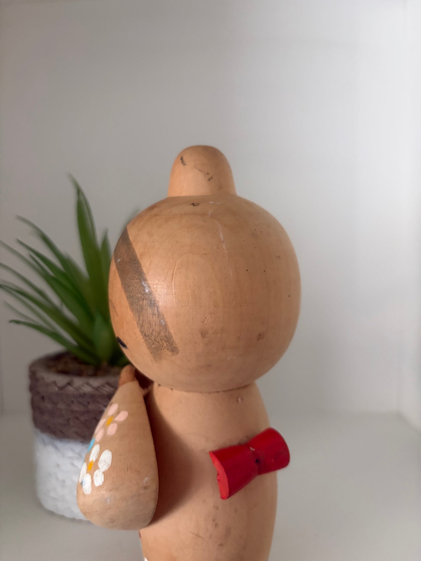 Lovely rare vintage Sosaku kokeshi by Aoki Ryoka (1931-)