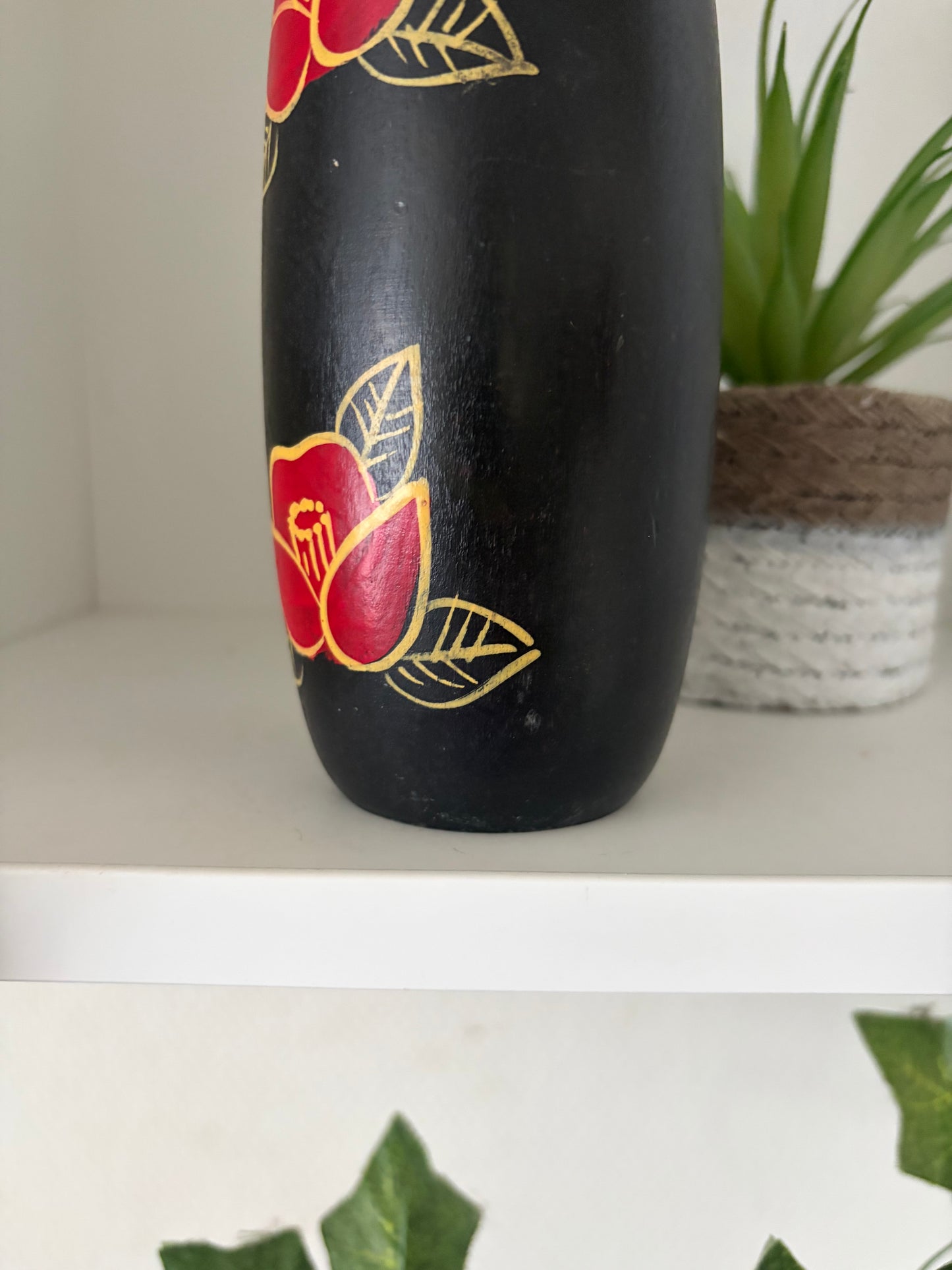 Vintage Gumma kokeshi by Hajime Miyashita (1940-)