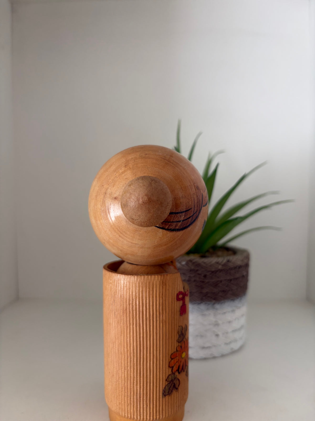 Lovely vintage Sosaku kokeshi by Tomio Ishida