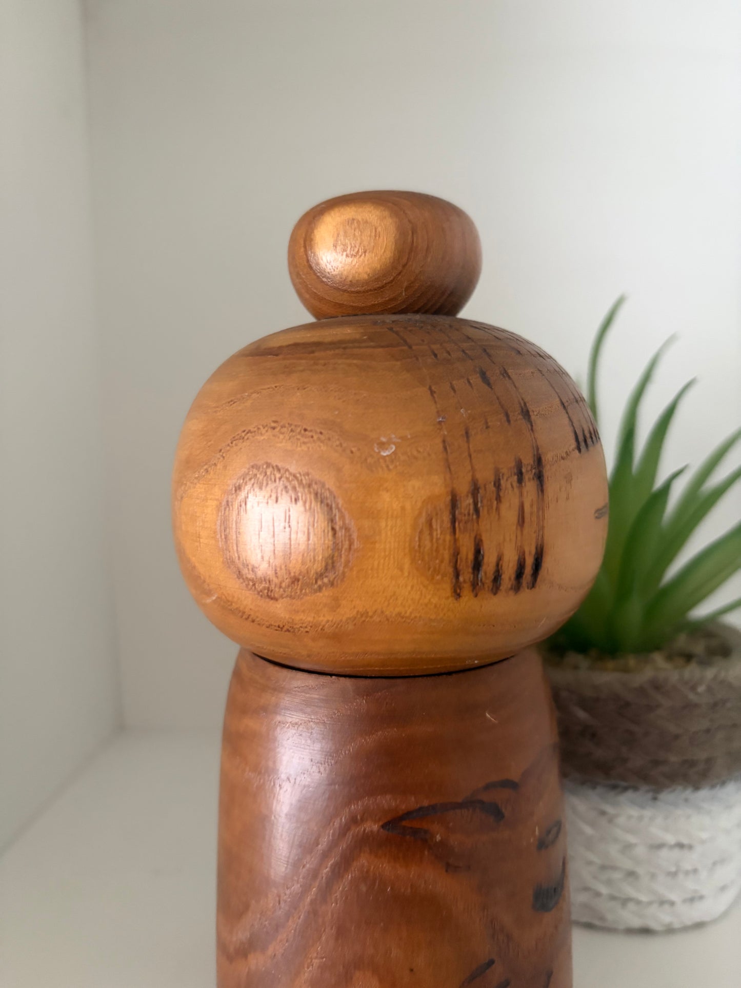 Vintage Sosaku kokeshi made by Kazuo Takamizawa (1927-)