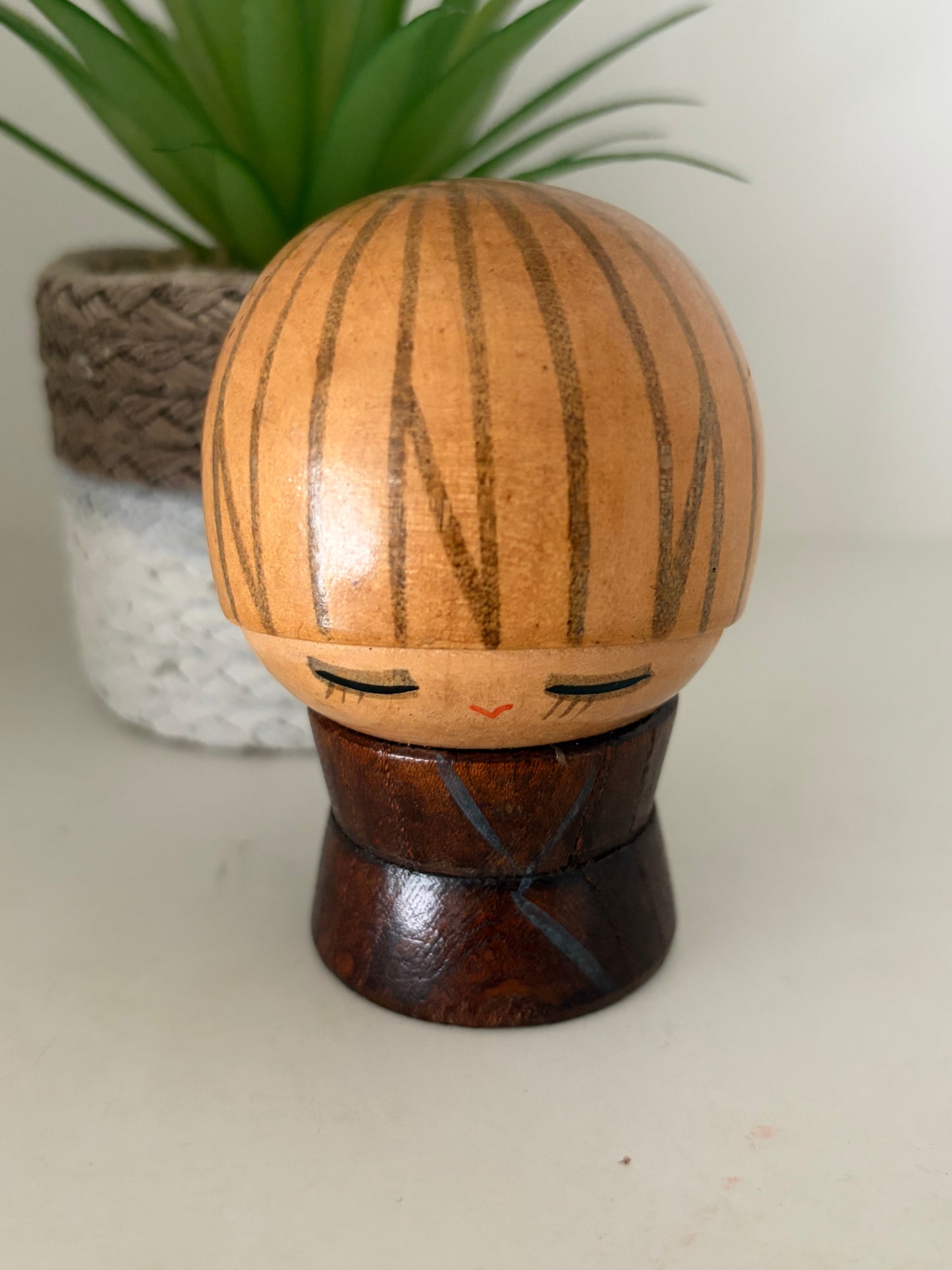 Cute vintage Sosaku kokeshi