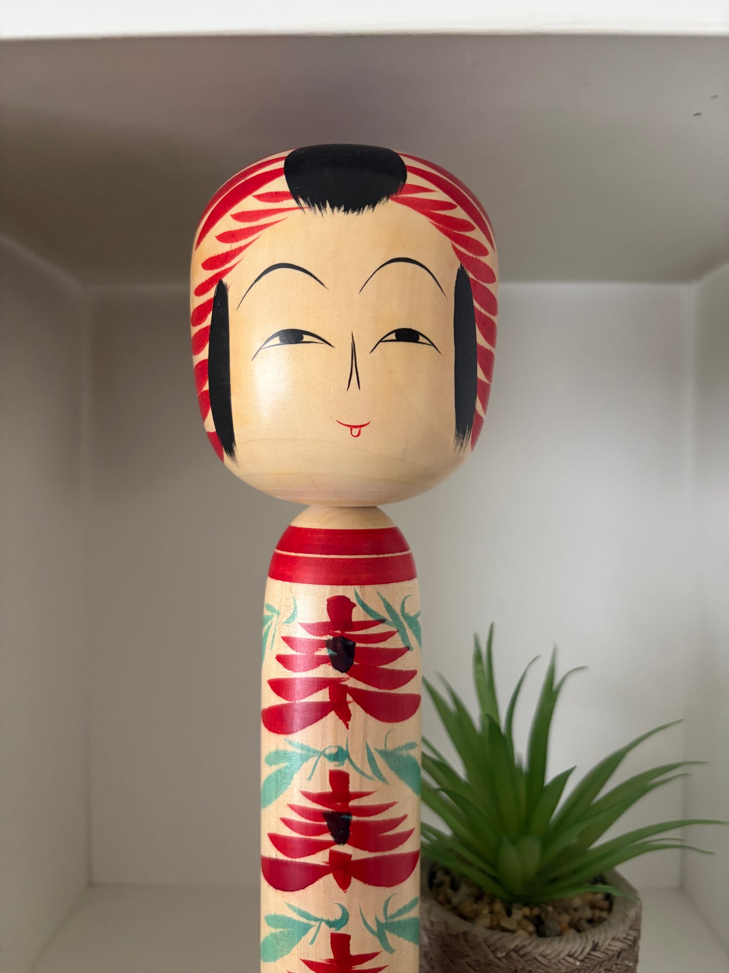 Vintage traditional Togatta kokeshi by Sakuta Takashi