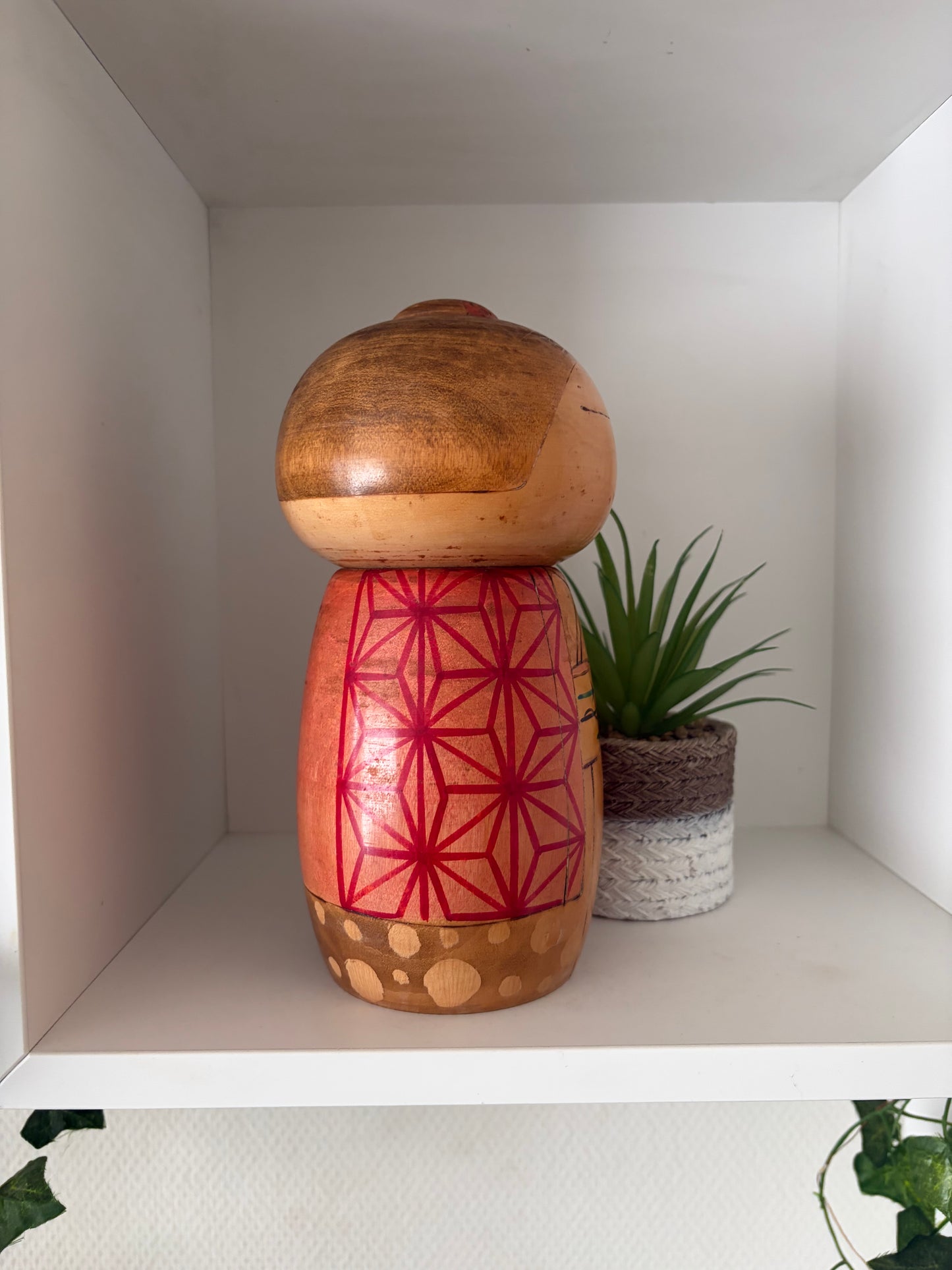Rare Vintage Sosaku kokeshi by Toa Sekiguchi (1942-)