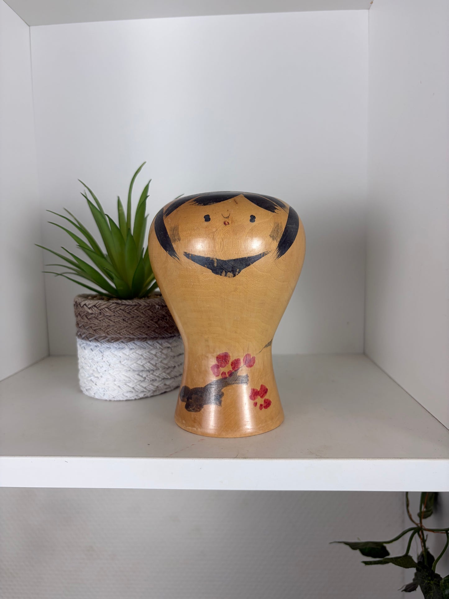 Vintage Sosaku kokeshi by Kiyohara Takao (1916-)