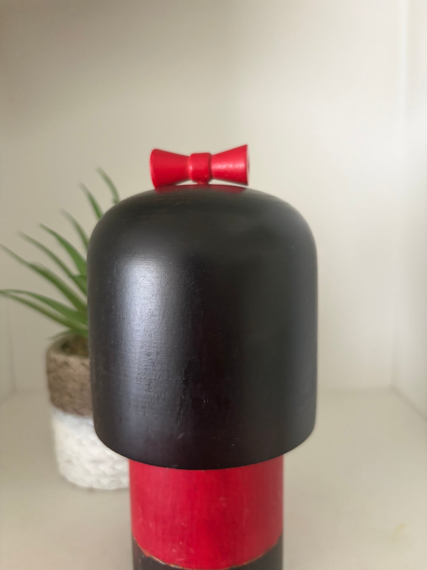 Lovely vintage Sosaku kokeshi by Akimitsu
