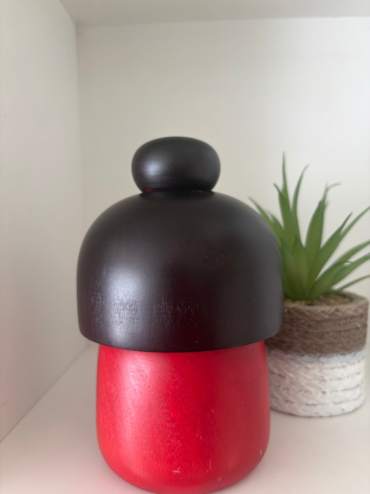 Beautiful vintage Sosaku kokeshi by Koho