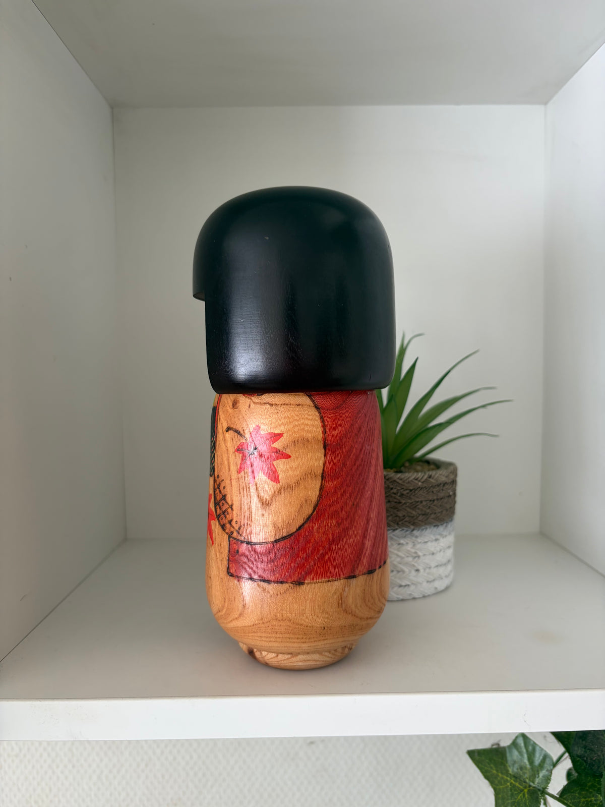 Vintage Gumma kokeshi by Kunio Miyagawa (1933-)