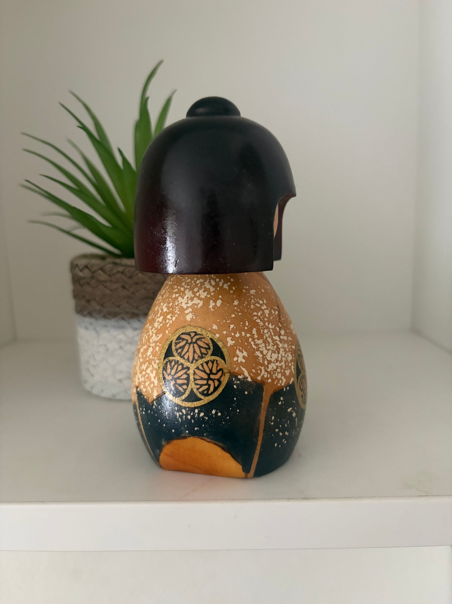 Rare Vintage Sosaku kokeshi by Aoki Ryoka (1931-)