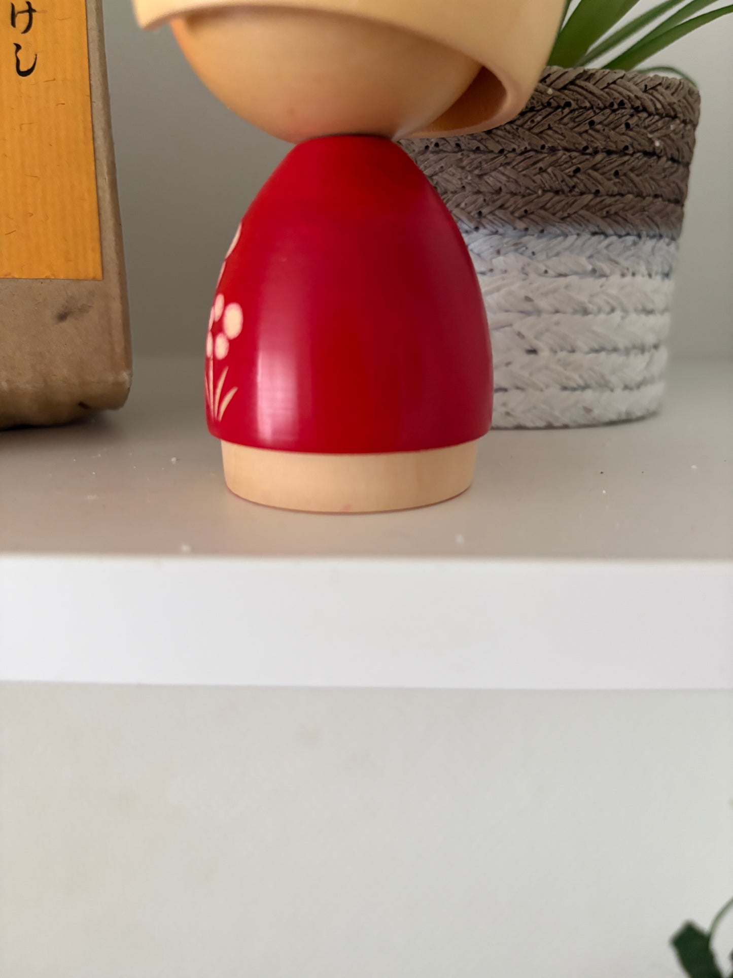Vintage sosaku kokeshi by Fujikawa Shoei
