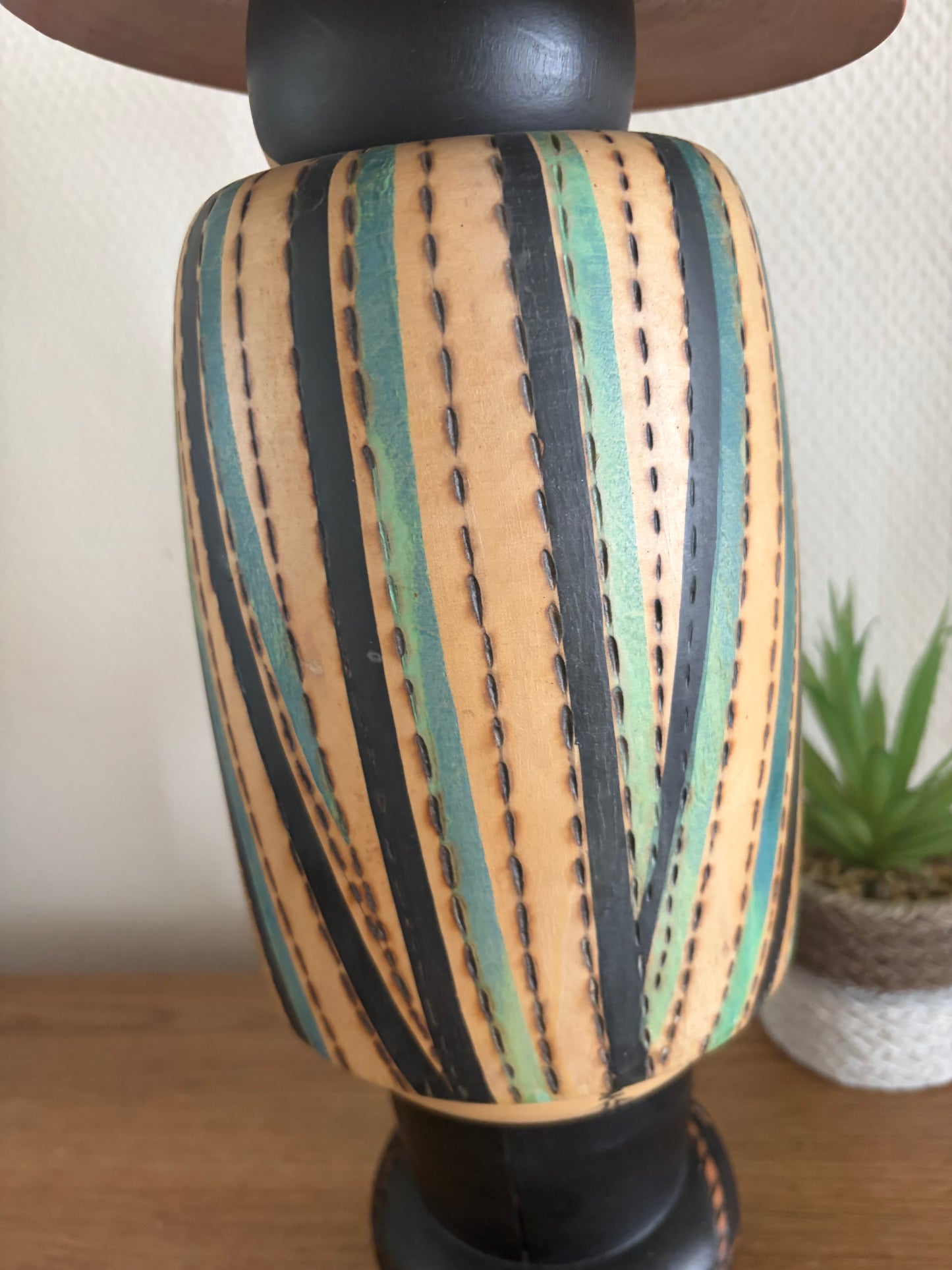 Exclusive vintage Gumma kokeshi by Inosuke Kobayashi (1931-)
