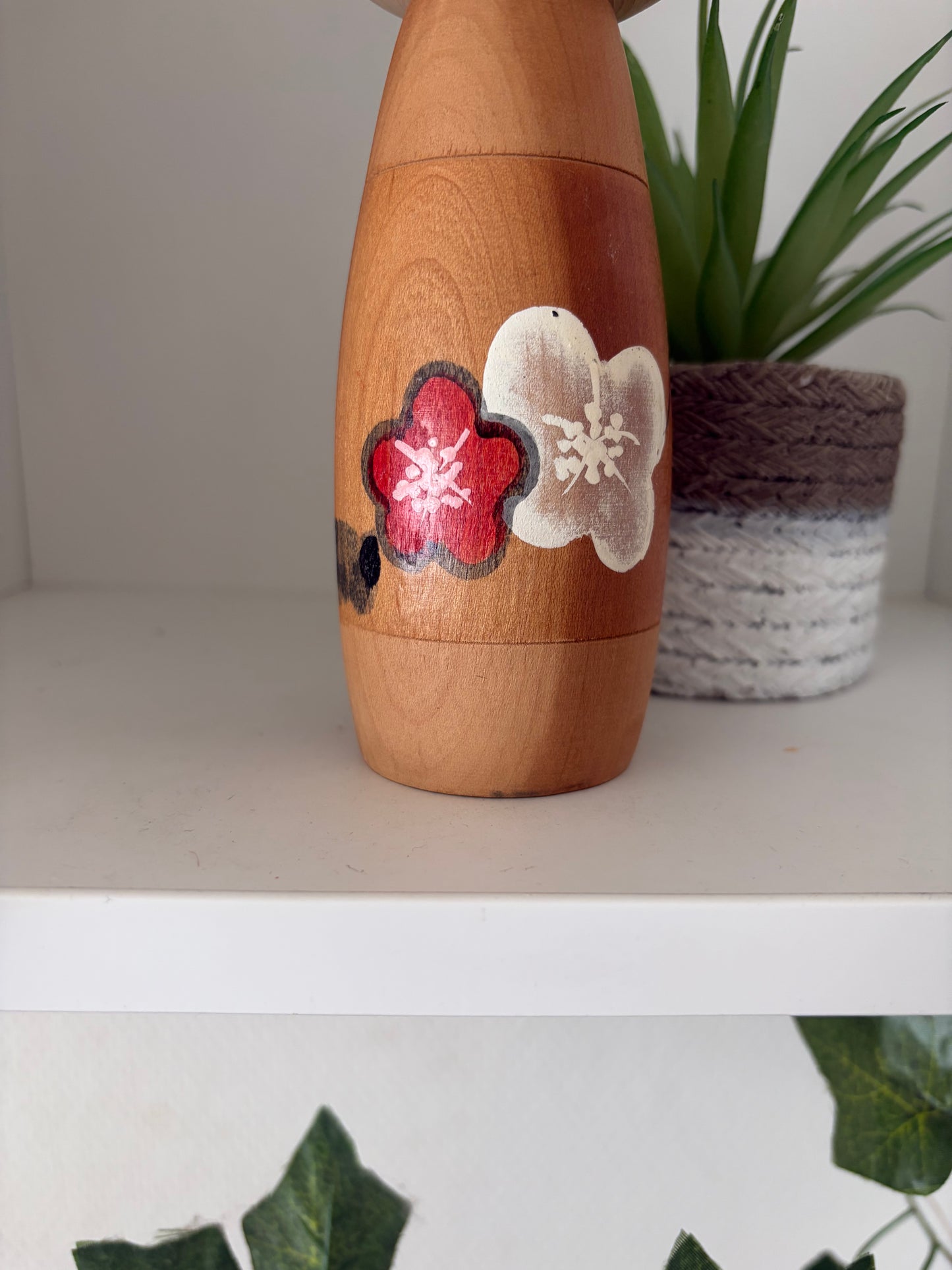 Rare Vintage Sosaku kokeshi by Masao Watanabe  (1917-2007)