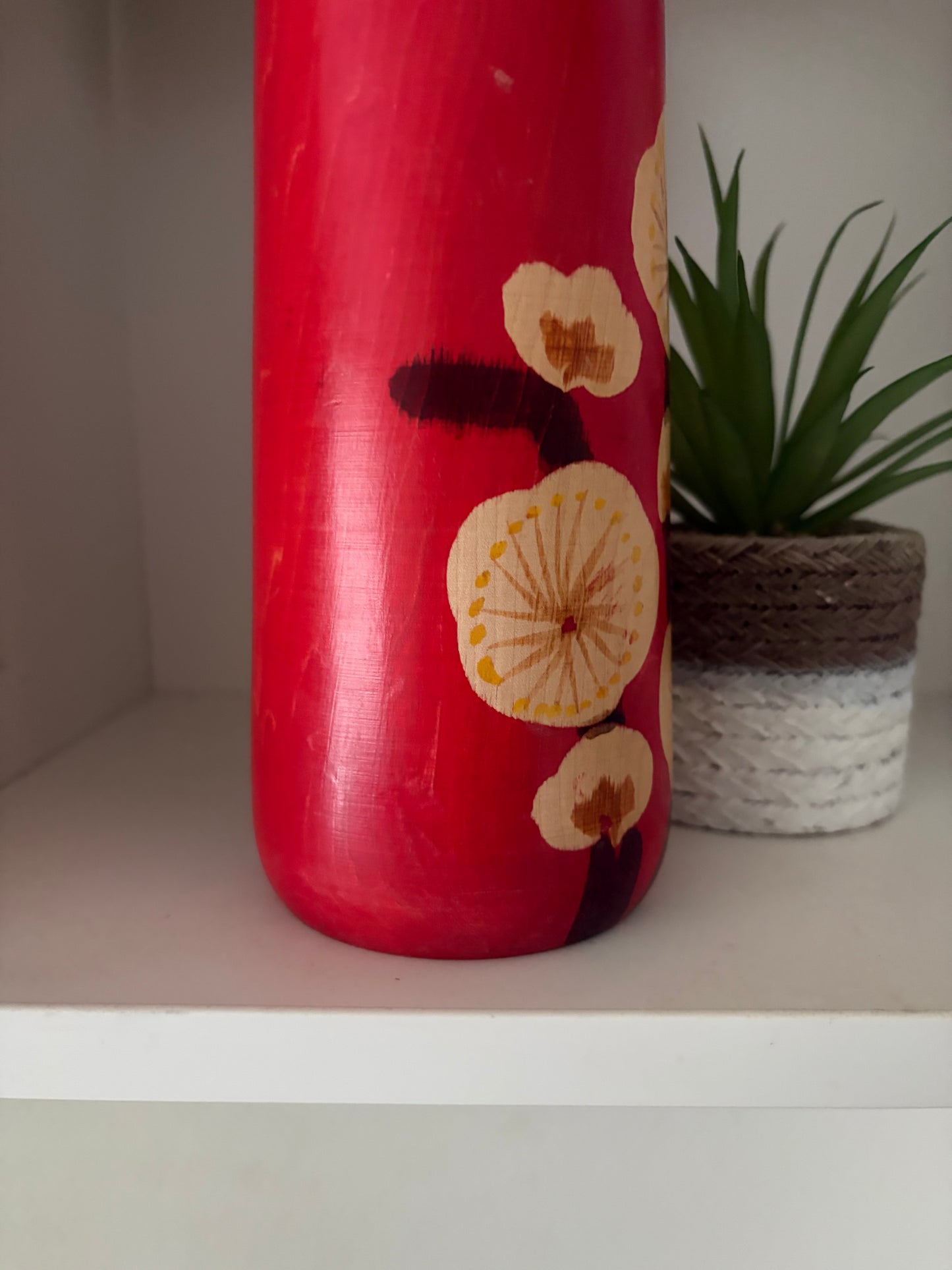 vintage kokeshi by Usuki Hakuho
