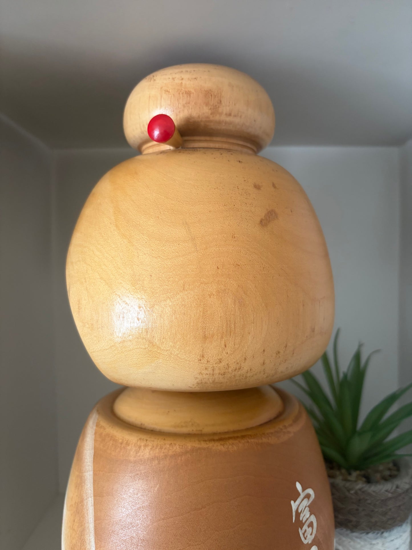 Big chunky vintage Sosaku kokeshi by Sato Kouson
