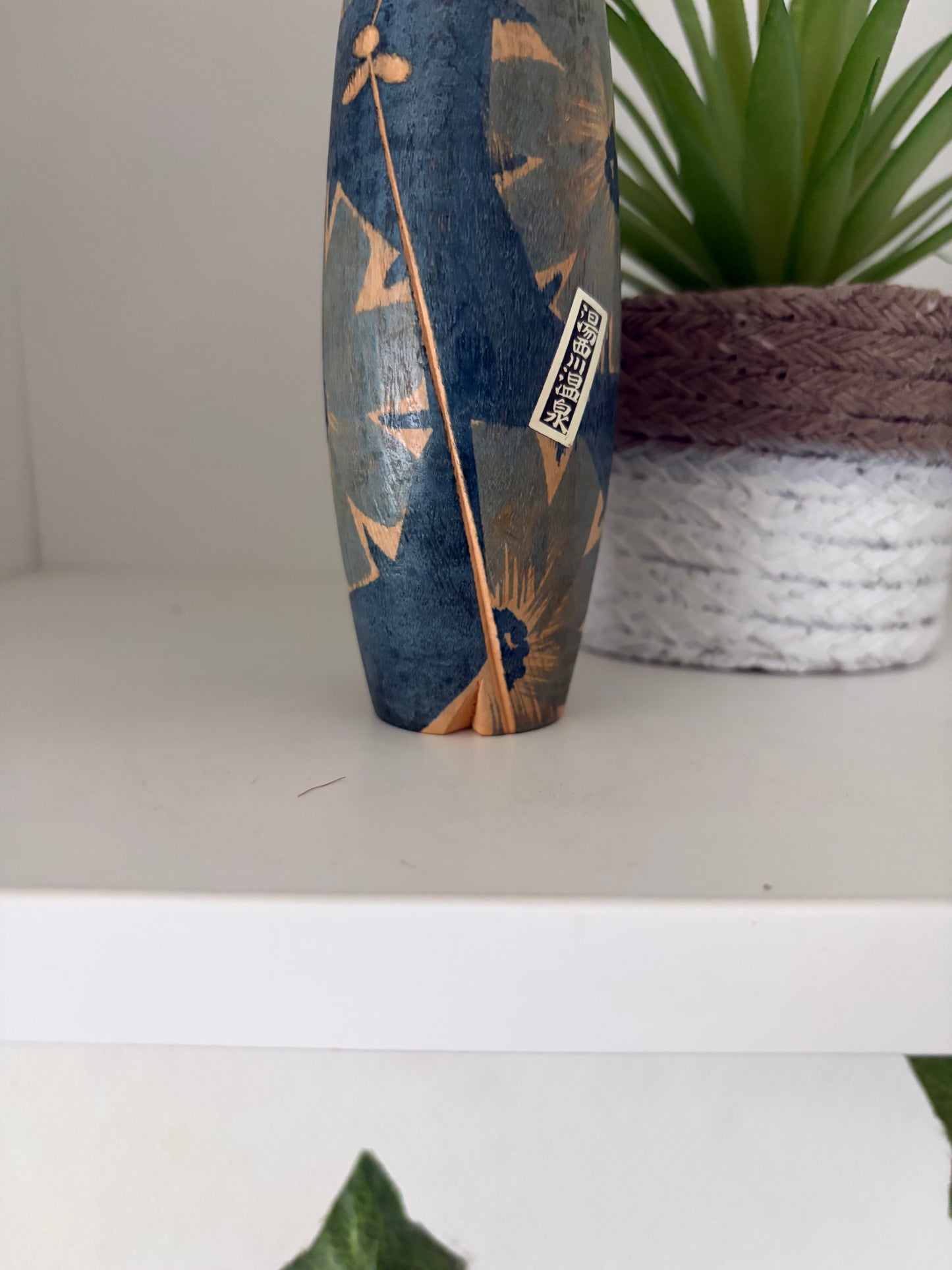 vintage Sosaku kokeshi by Issetsu Kuribayashi (1924-2011)
