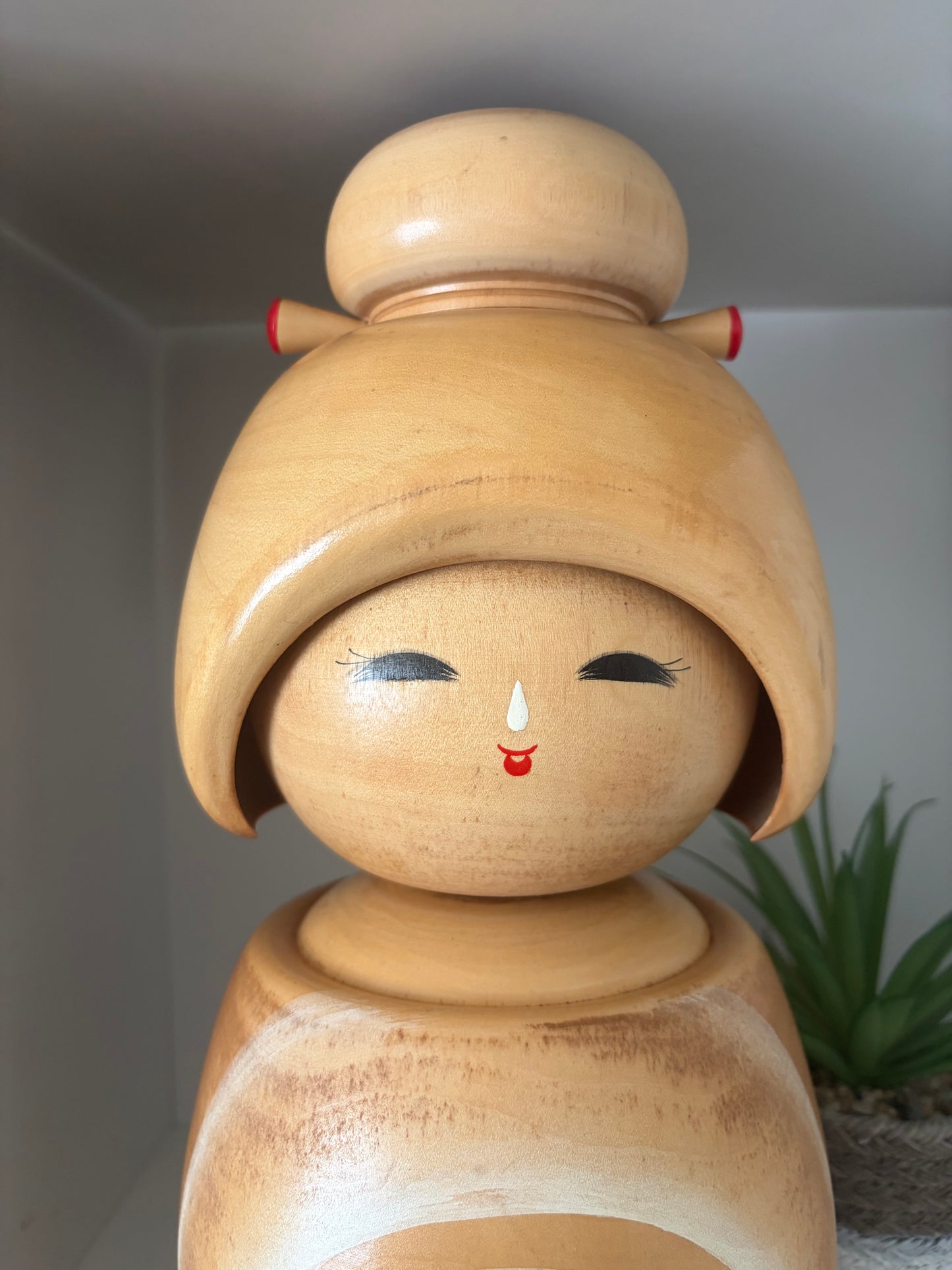 Big chunky vintage Sosaku kokeshi by Sato Kouson