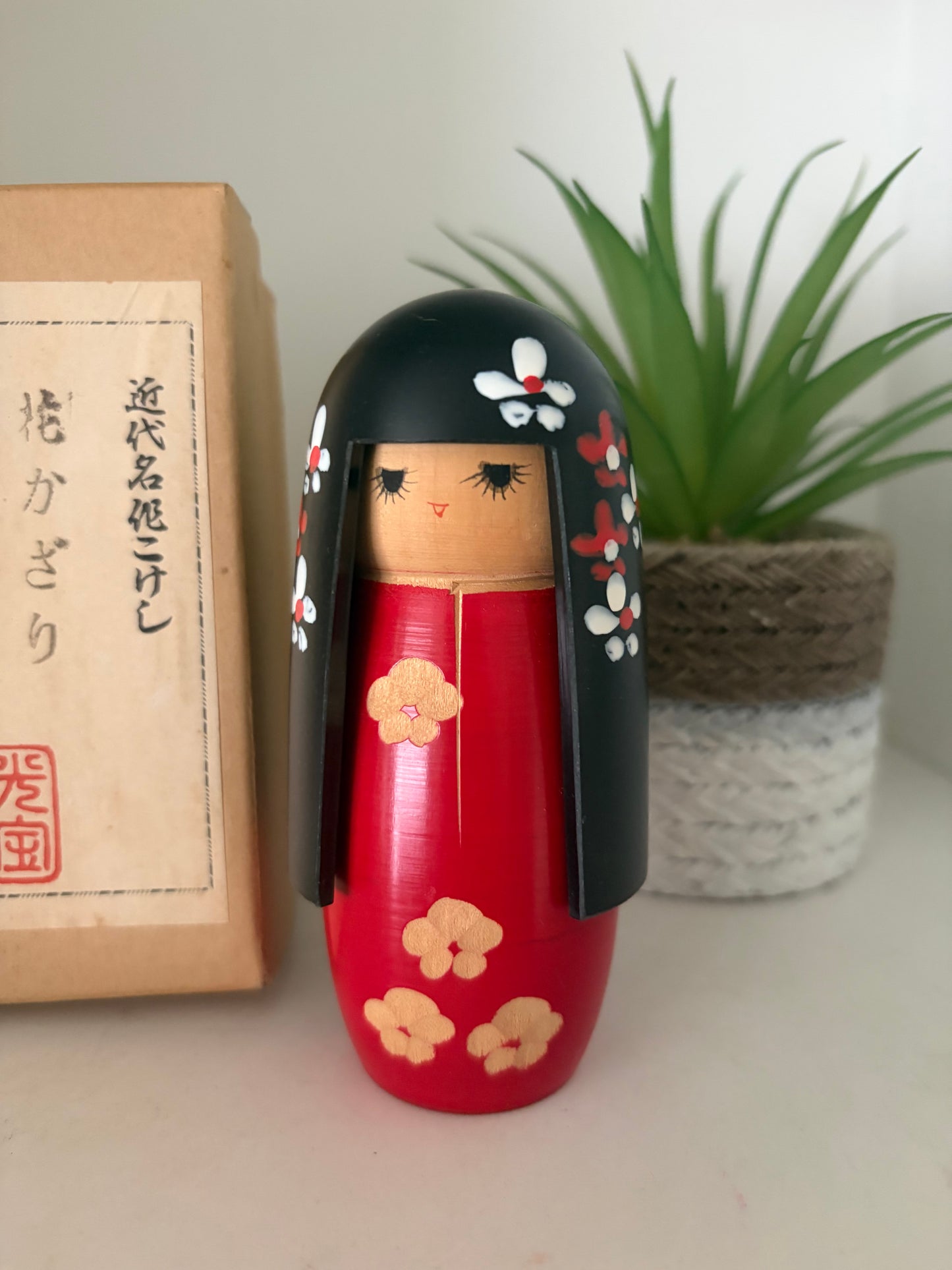 Beautiful vintage Gumma kokeshi by Koho