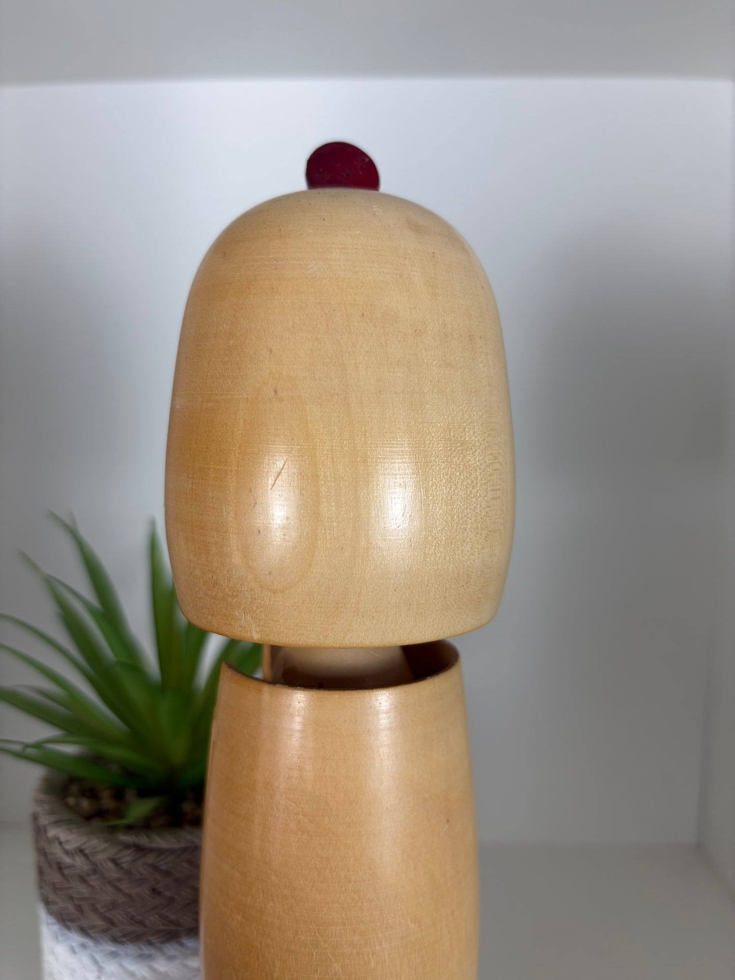 Vintage Gumma kokeshi by Kunio Miyagawa (1933-)