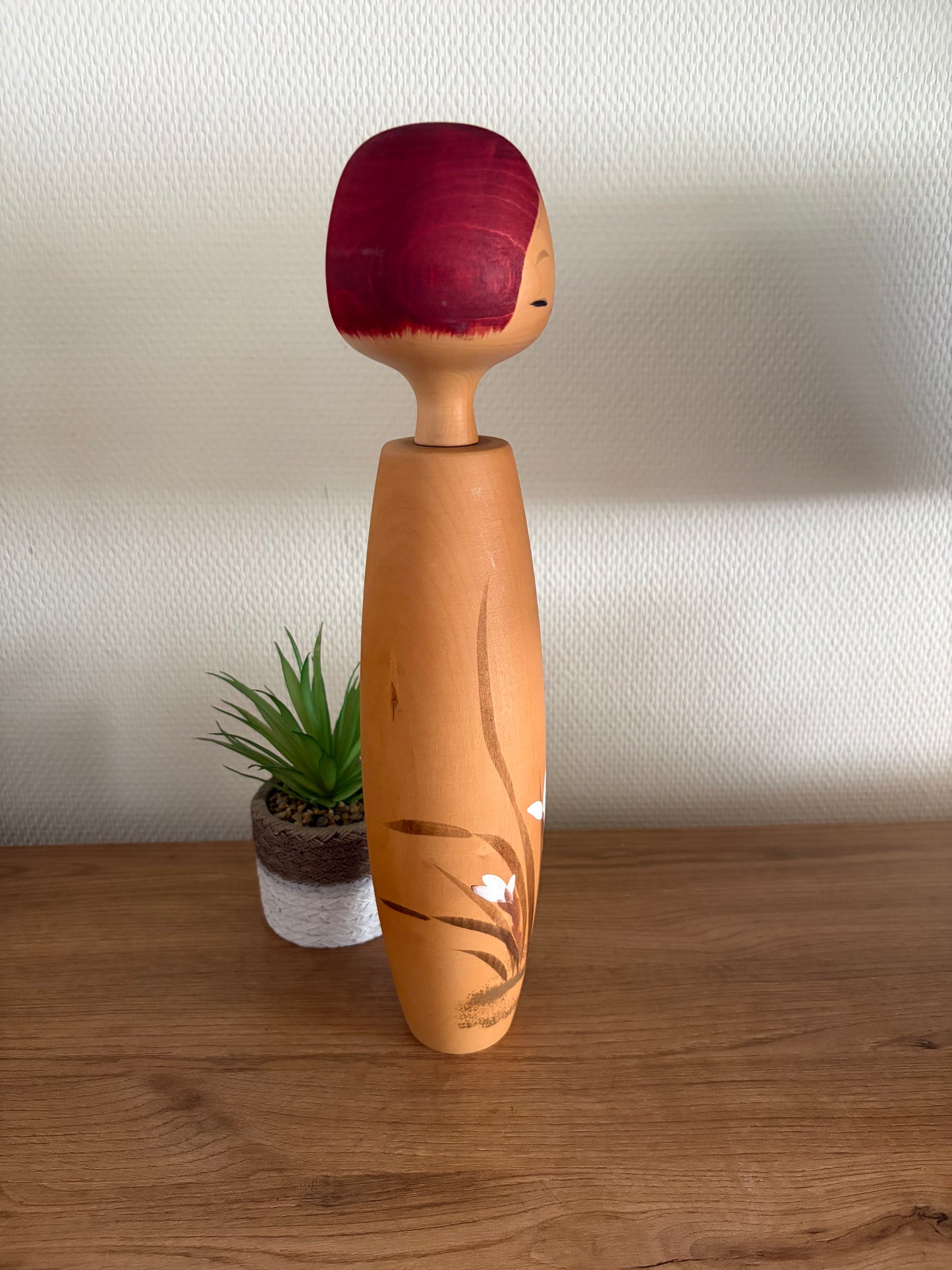 Exclusive vintage Sosaku kokeshi by Aoki Ryoka (1931-)