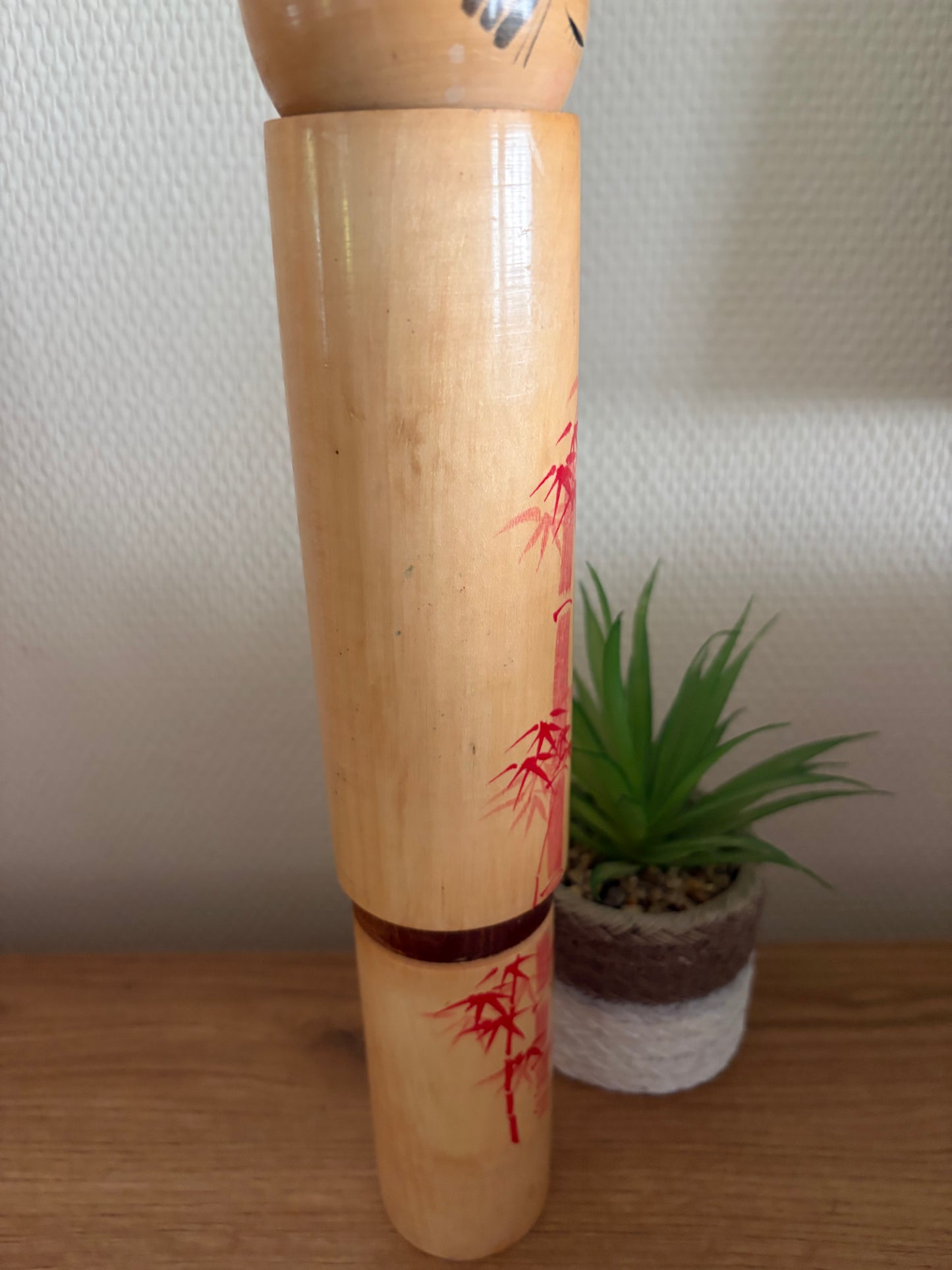 Vintage Sosaku kokeshi by Sato Suigai (1920-)