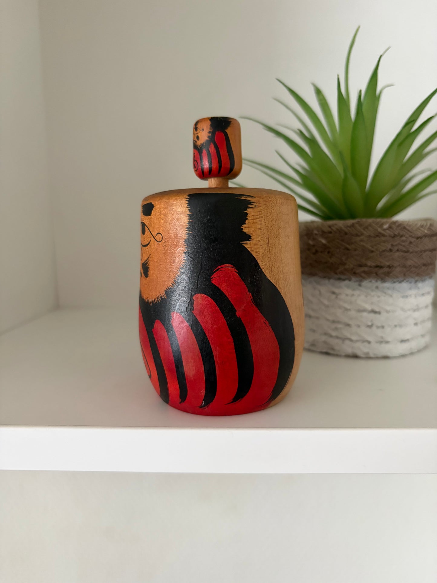 Vintage Daruma kokeshi by Toku