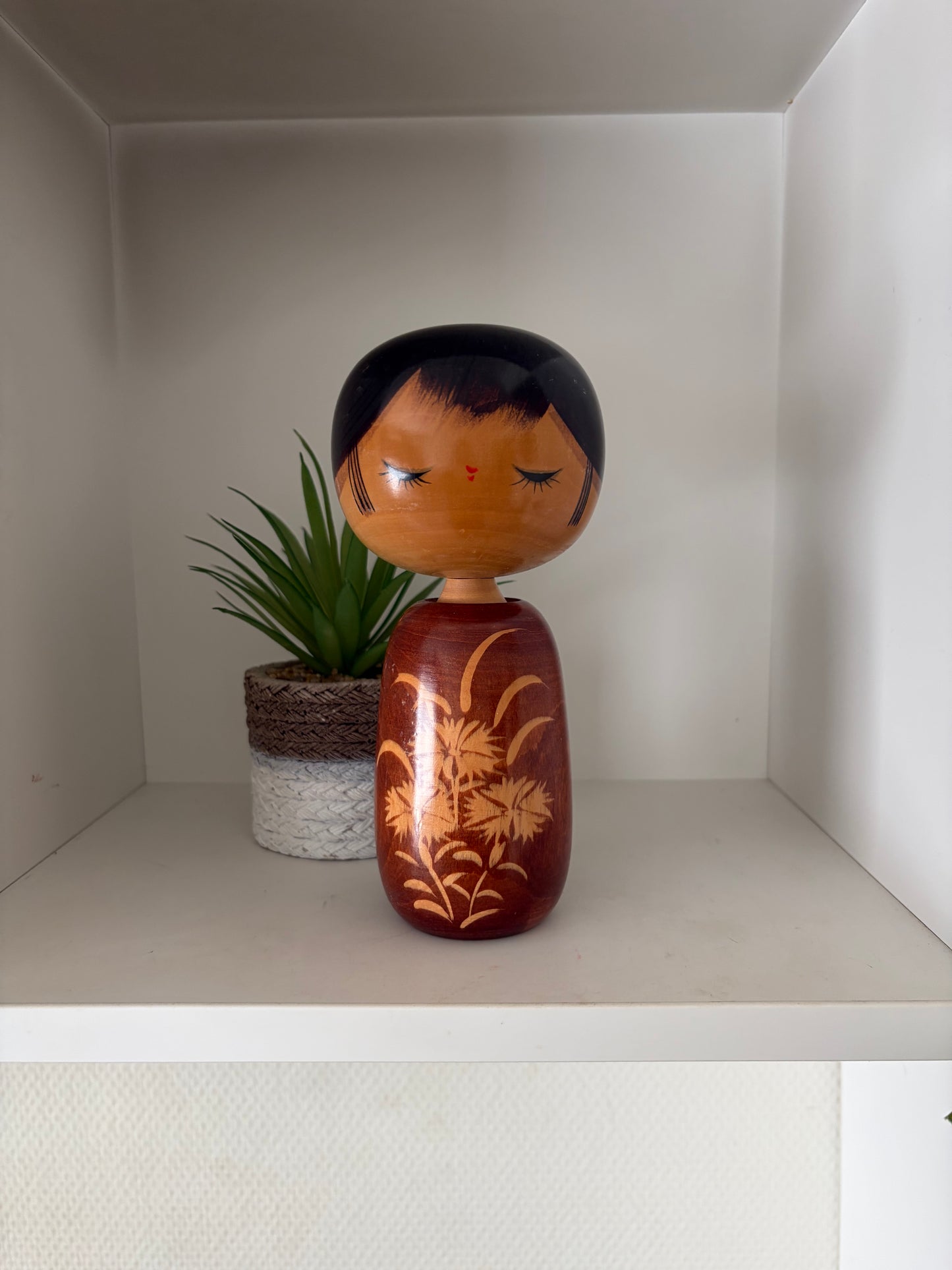 Vintage Sosaku kokeshi by Izumi Morijiro