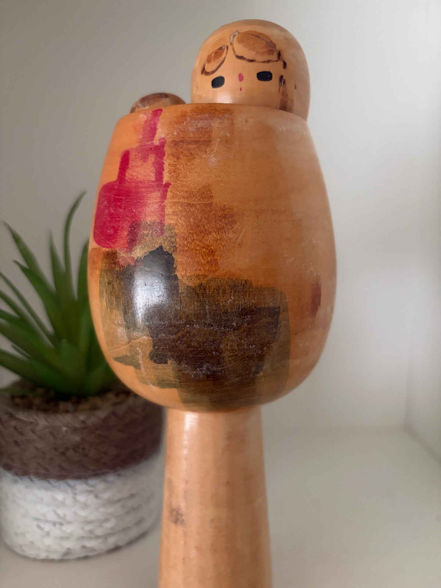 Rare Vintage Creative Kokeshi by renowned artisan Ikuyoshi Yokozuka - Mother and child