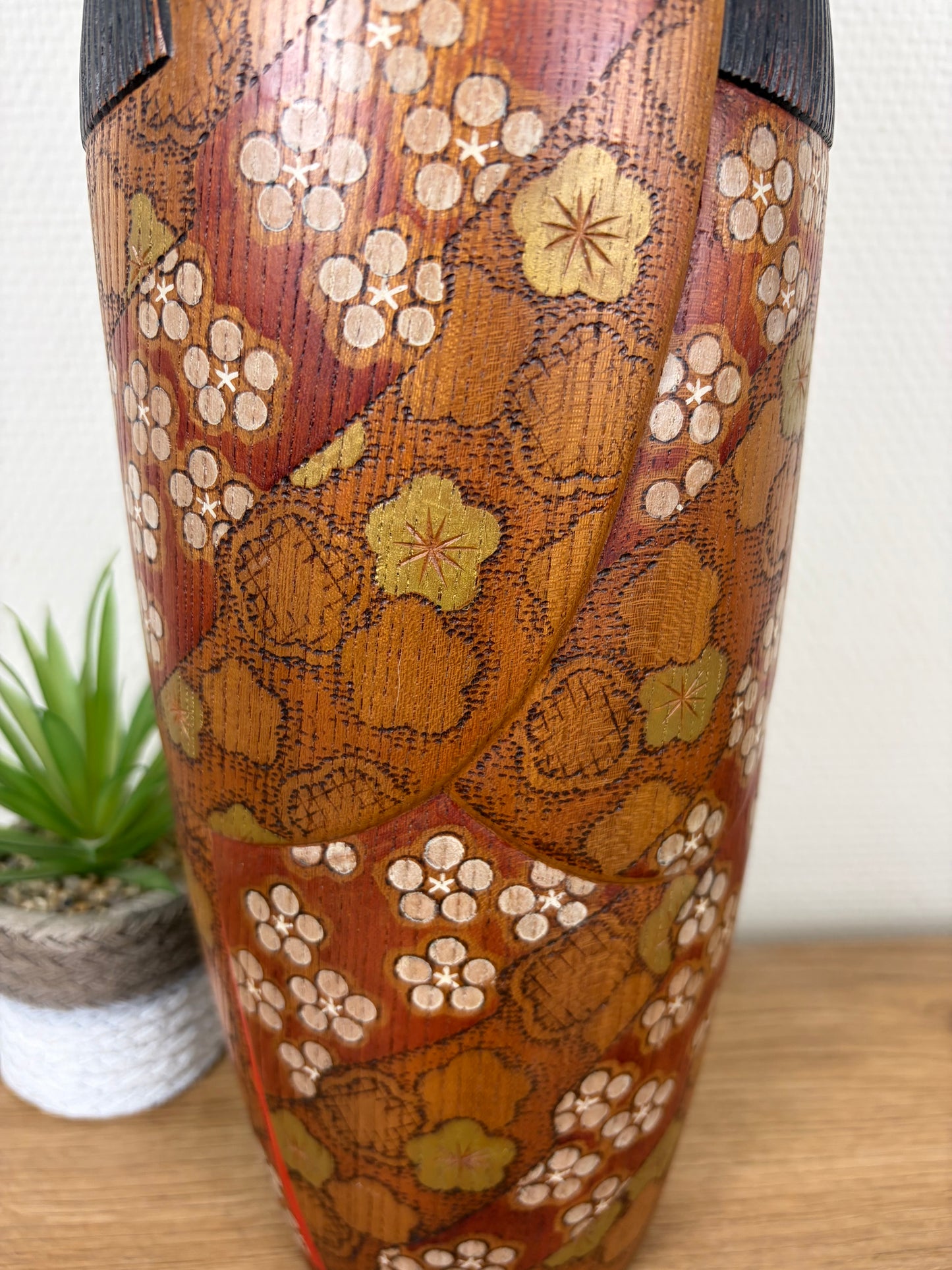 Exclusive vintage kokeshi by Miyagawa Kunio (1933-)