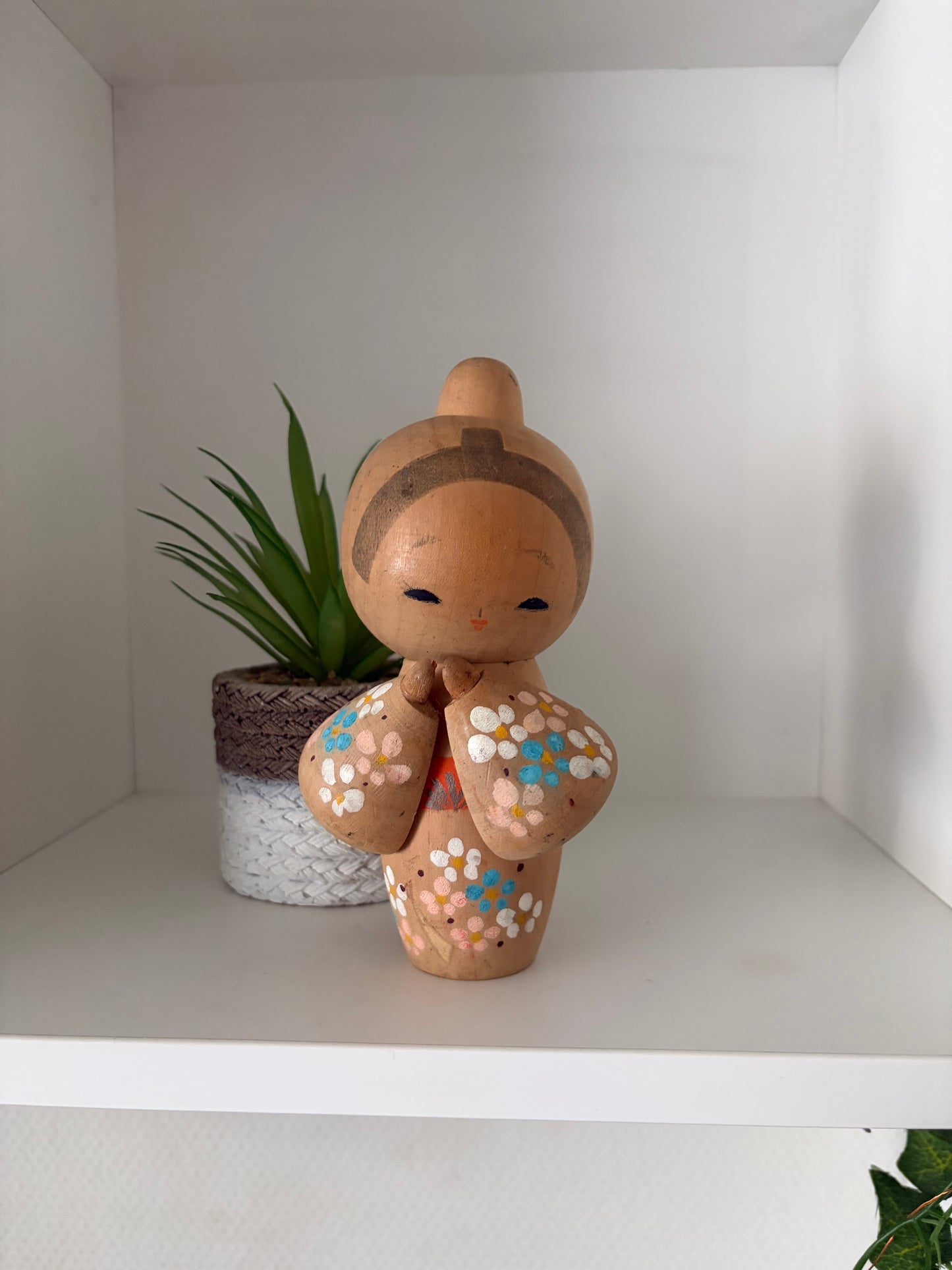 Lovely rare vintage Sosaku kokeshi by Aoki Ryoka (1931-)