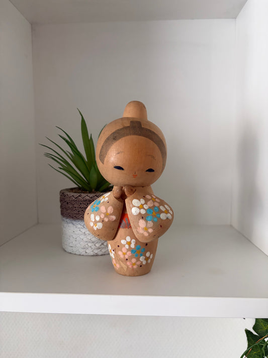 Lovely rare vintage Sosaku kokeshi by Aoki Ryoka (1931-)