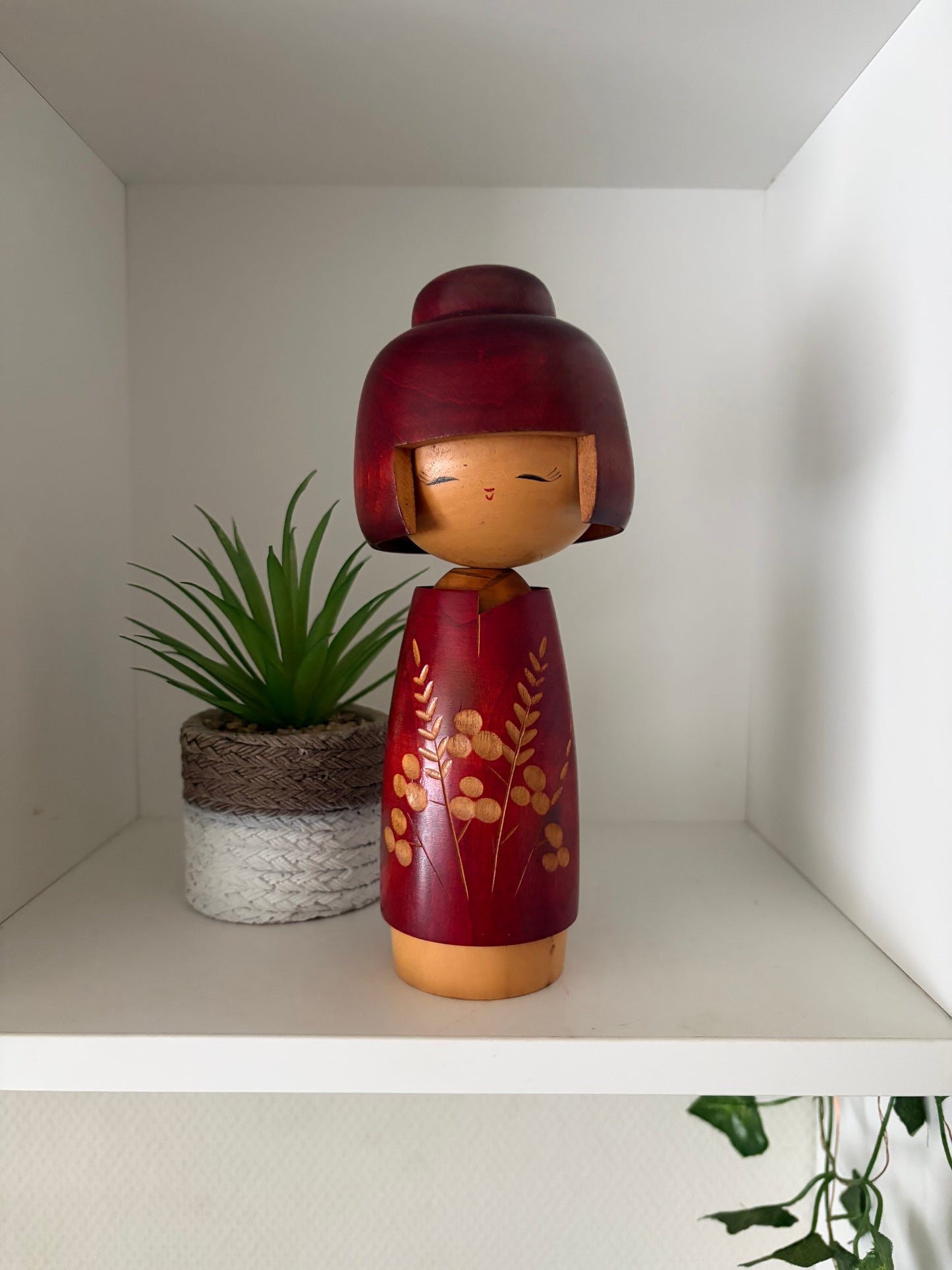 Vintage Sosaku kokeshi by Fujikawa Masae (1942-2015)