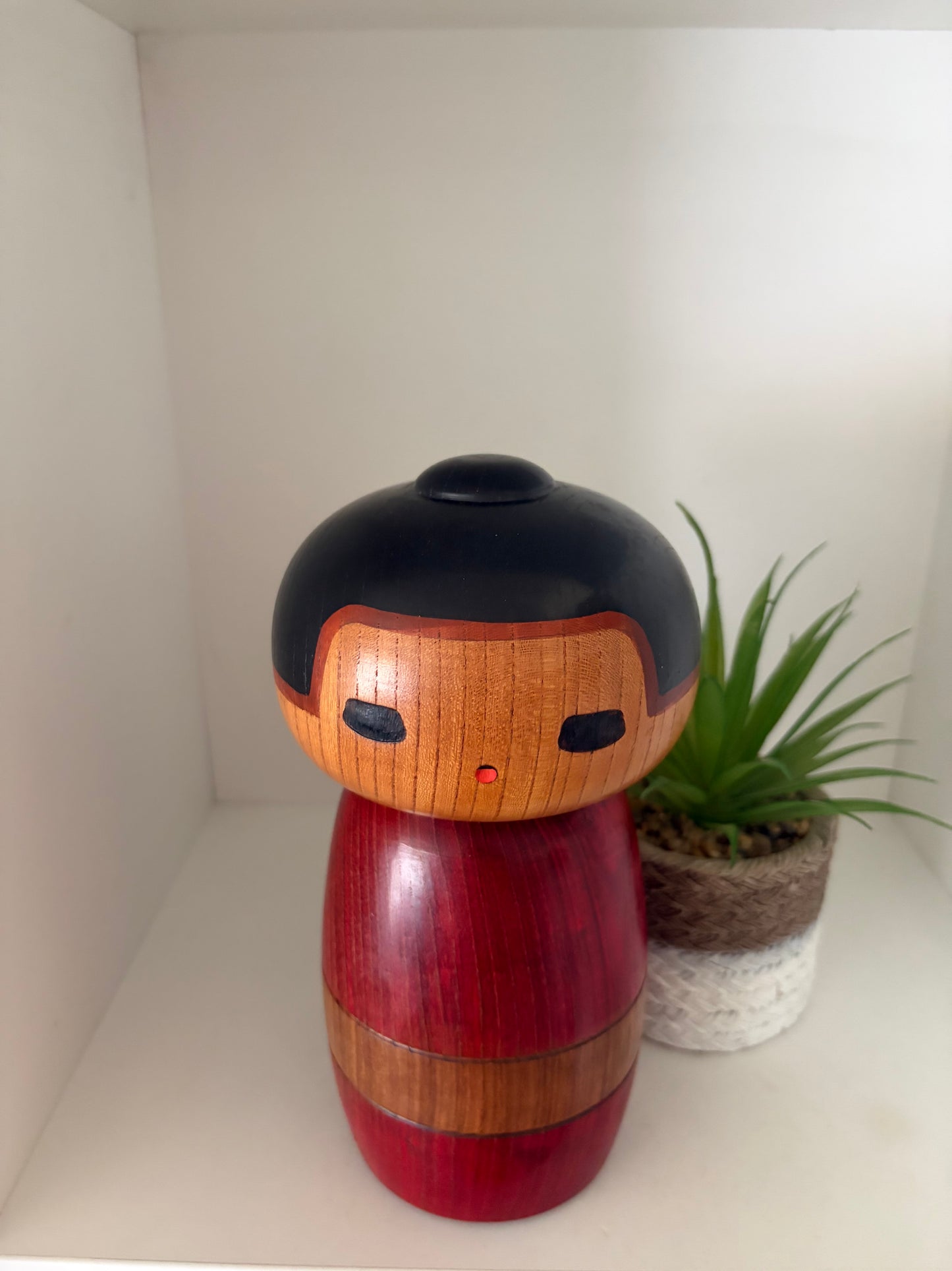 Rare vintage Sosaku kokeshi mad by Sanpei Yamanaka (1926-2012)