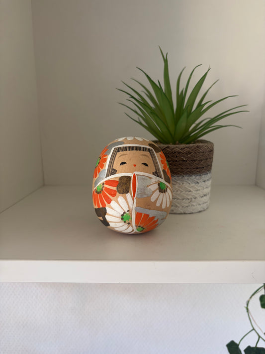 Lovely vintage Sosaku kokeshi by Aoki Ryoka (1931-)