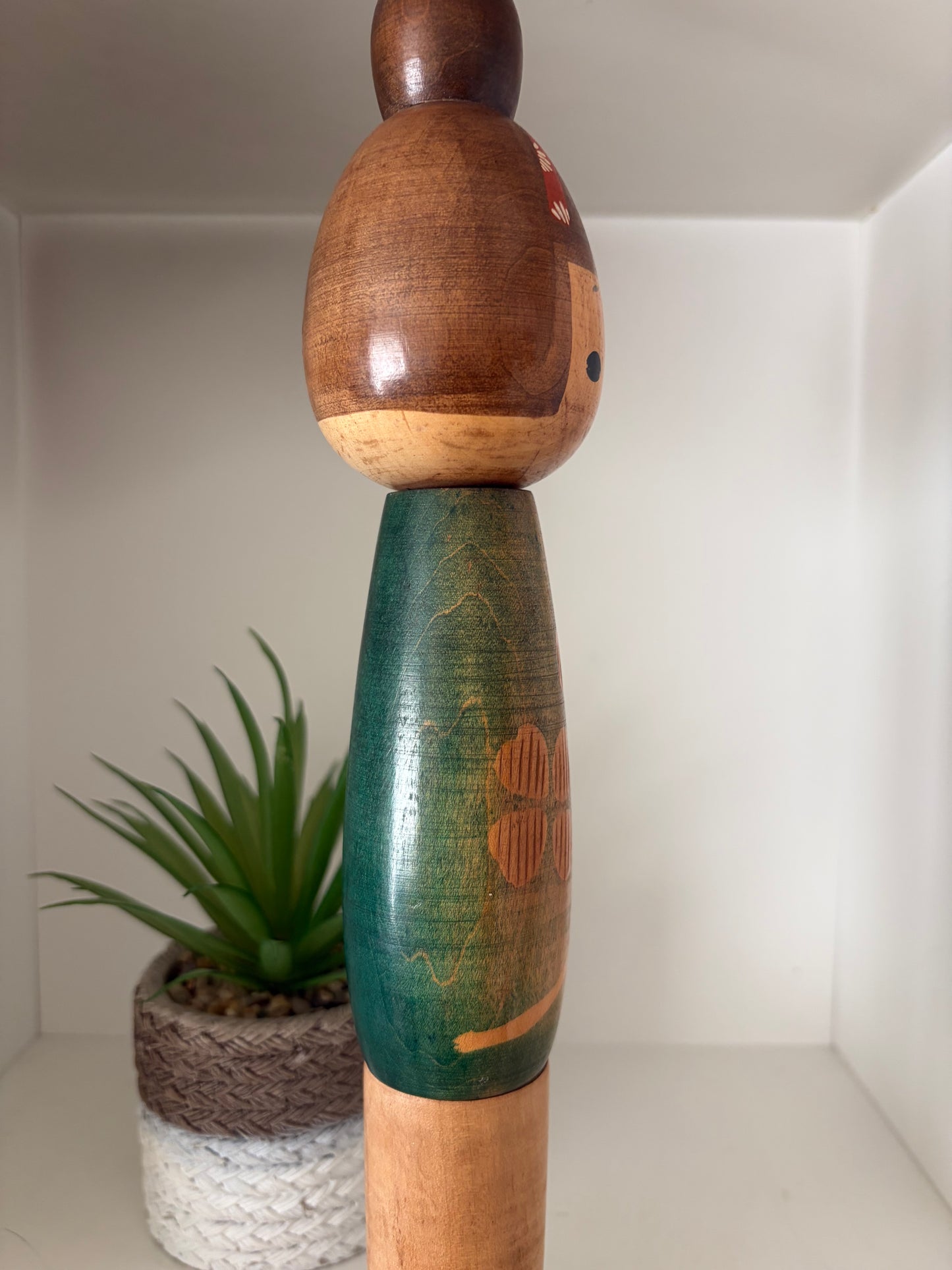 Vintage Sosaku kokeshi by Isamu Yamakawa (1928-)