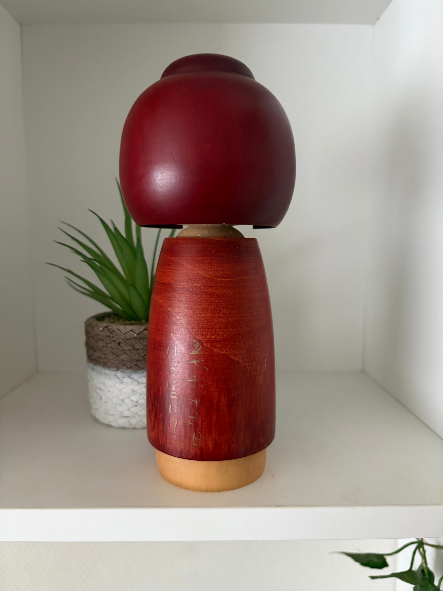 Vintage Sosaku kokeshi by Sato Suigai (1920-)