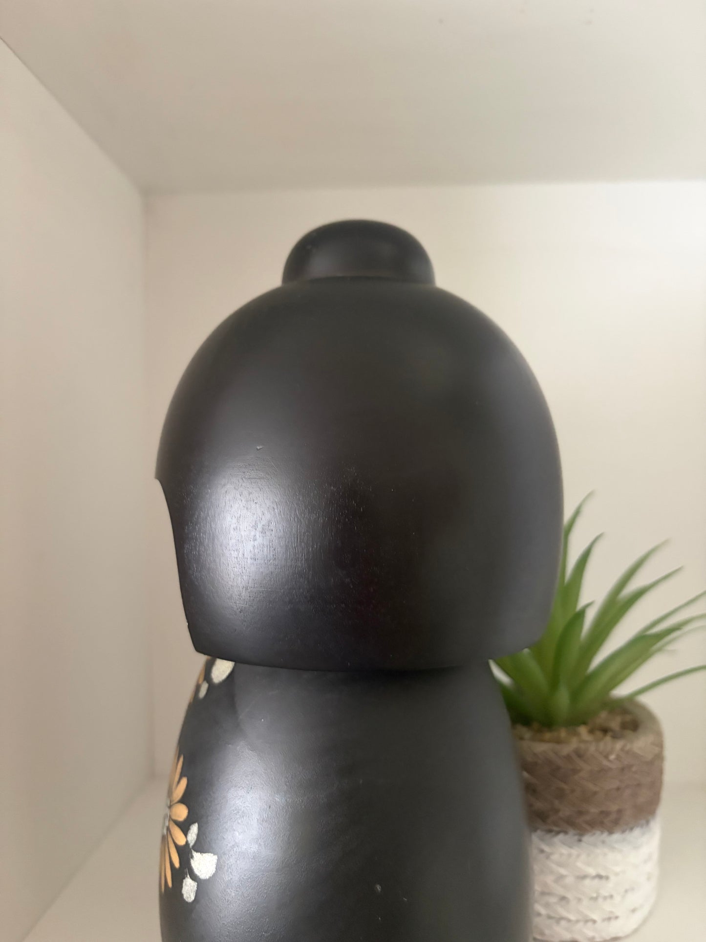 Vintage Chunky Gumma kokeshi by Hajime Miyashita (1940-)
