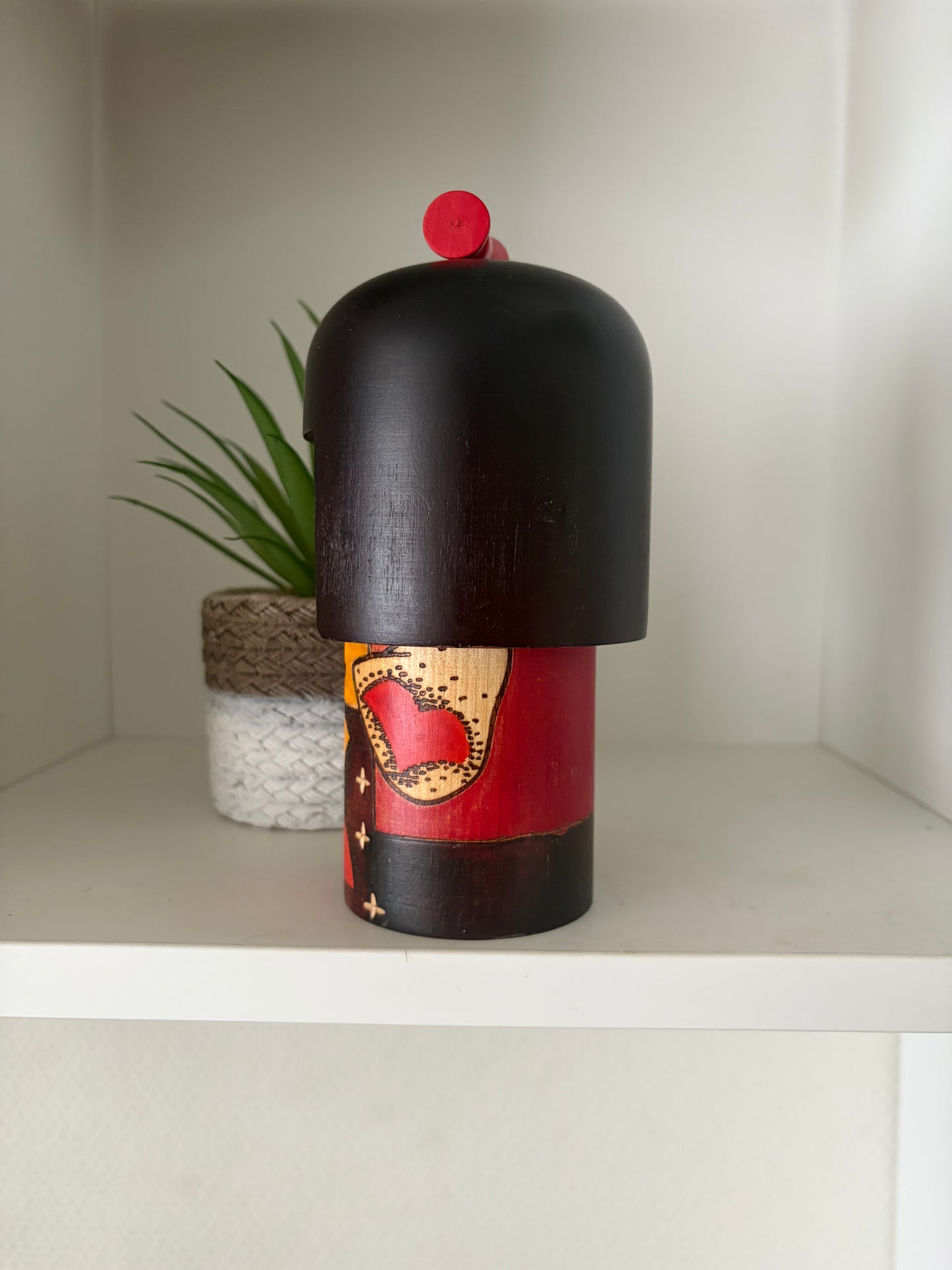 Lovely vintage Sosaku kokeshi by Akimitsu