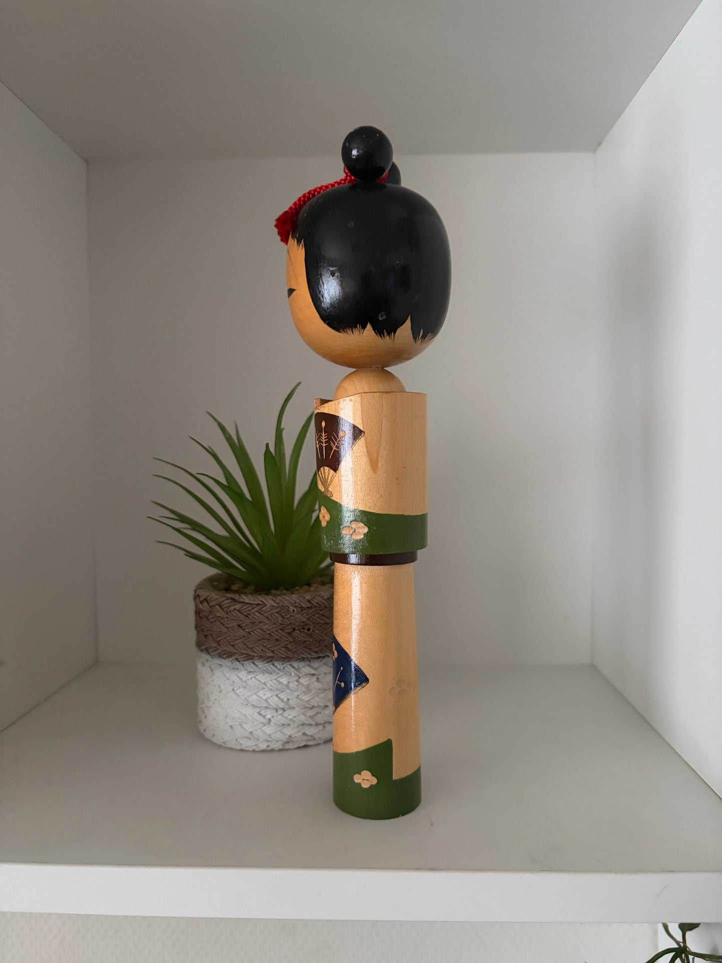 Vintage Sosaku kokeshi by Misui